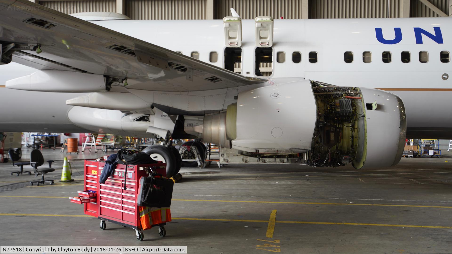 N77518, 2008 Boeing 737-824 C/N 31605, Captain Marlon Green 737. SFO. 2018.