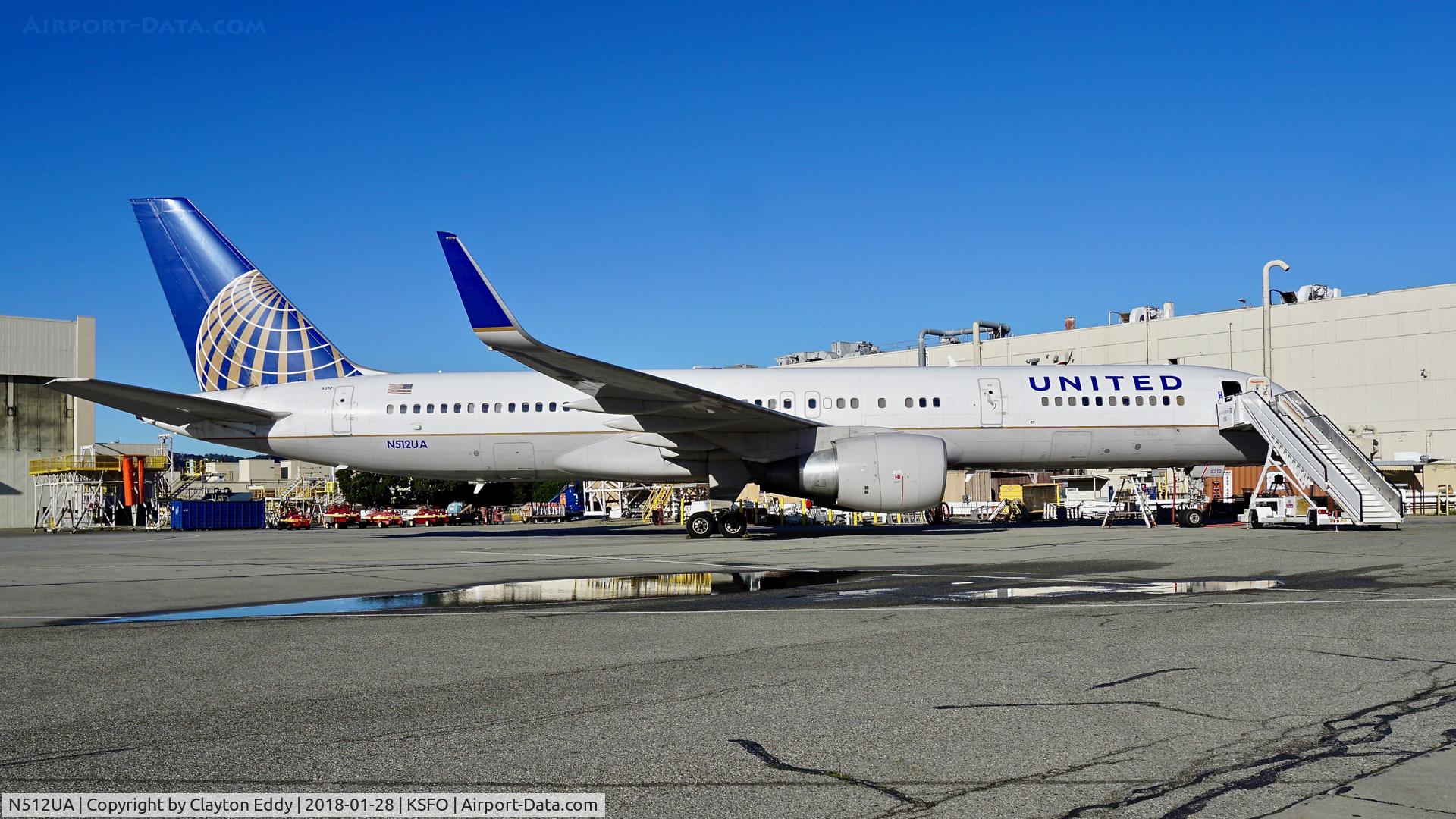 N512UA, 1990 Boeing 757-222 C/N 24809, SFO 2018.