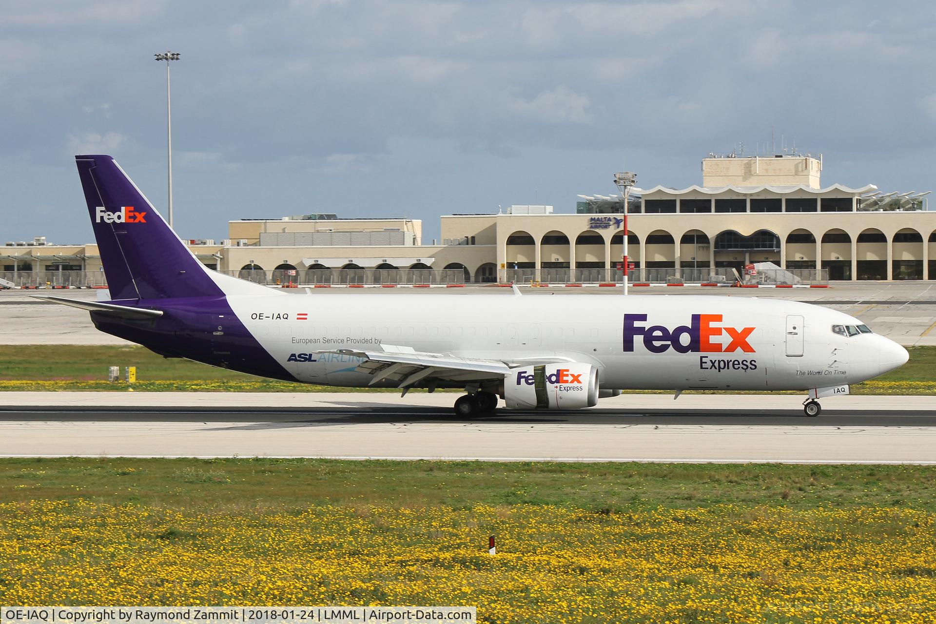 OE-IAQ, 1998 Boeing 737-4M0 C/N 29207, B737-400 OE-IAQ Fedex