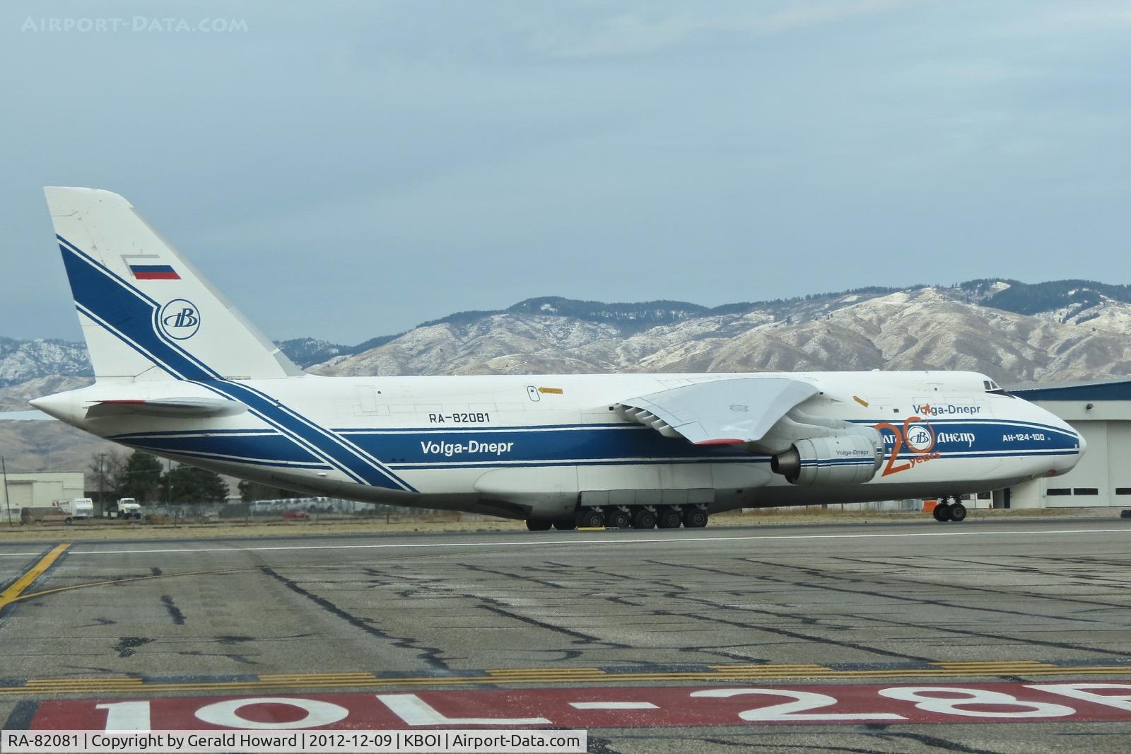 RA-82081, 2004 Antonov An-124-100M Ruslan C/N 9773051462165, Taxiing on RWY 10L. Just too big to get on Taxiway Alpha.