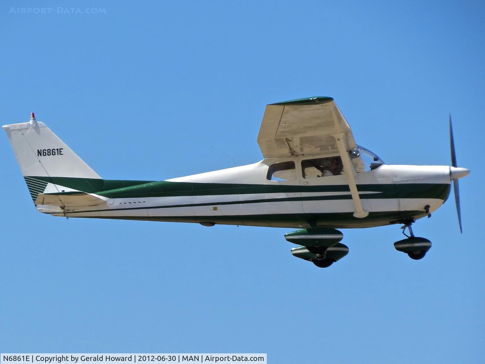 N6861E, 1959 Cessna 175A Skylark C/N 56361, Departing RWY 29.