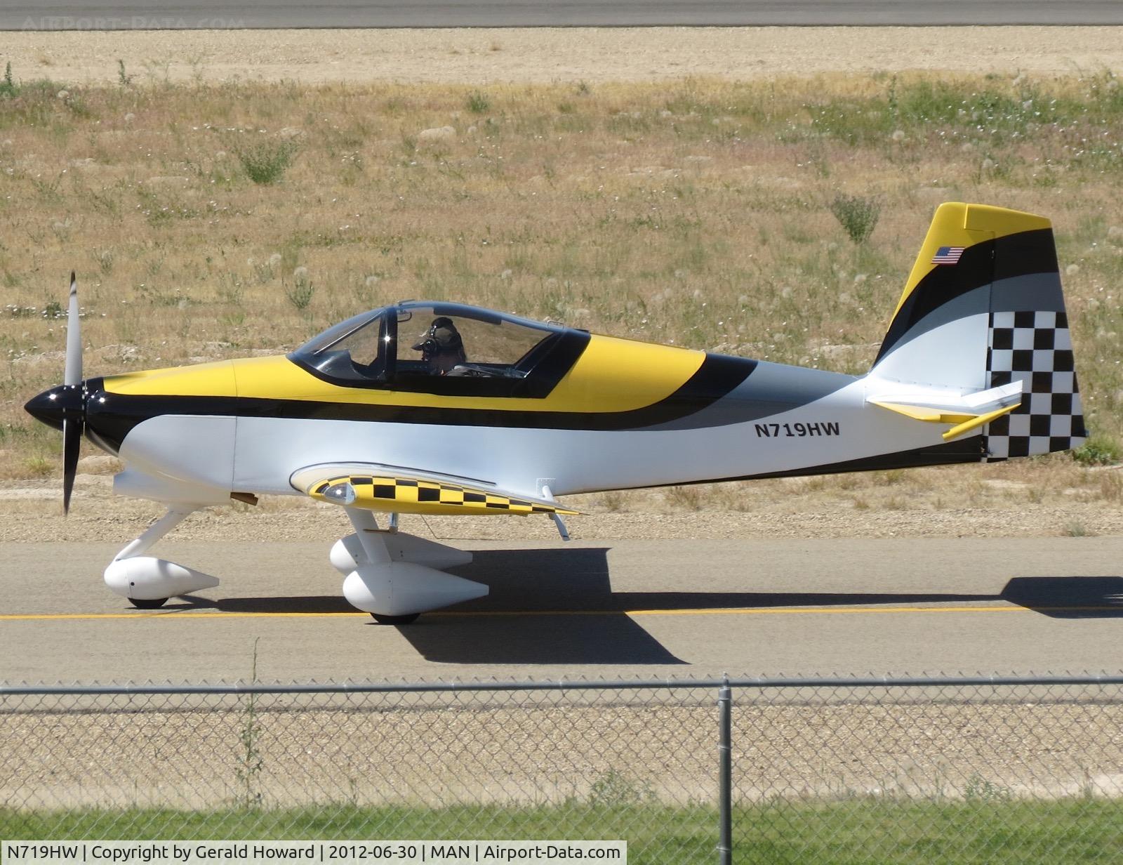 N719HW, Vans RV-7A C/N 72868, Taxiing to RWY 29.