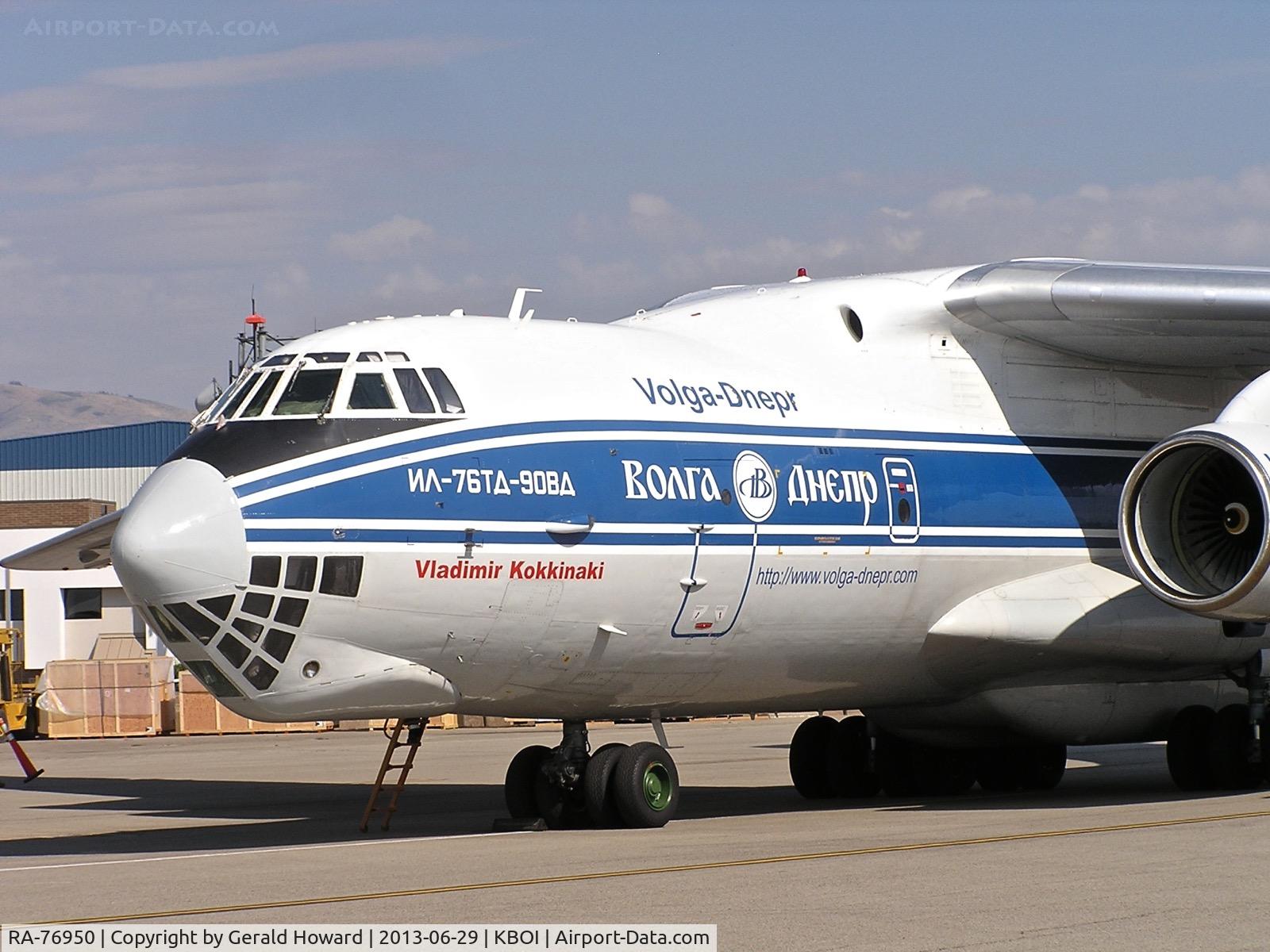 RA-76950, 2004 Ilyushin Il-76TD-90VD C/N 2043420697, Parked on the west de ice pad.