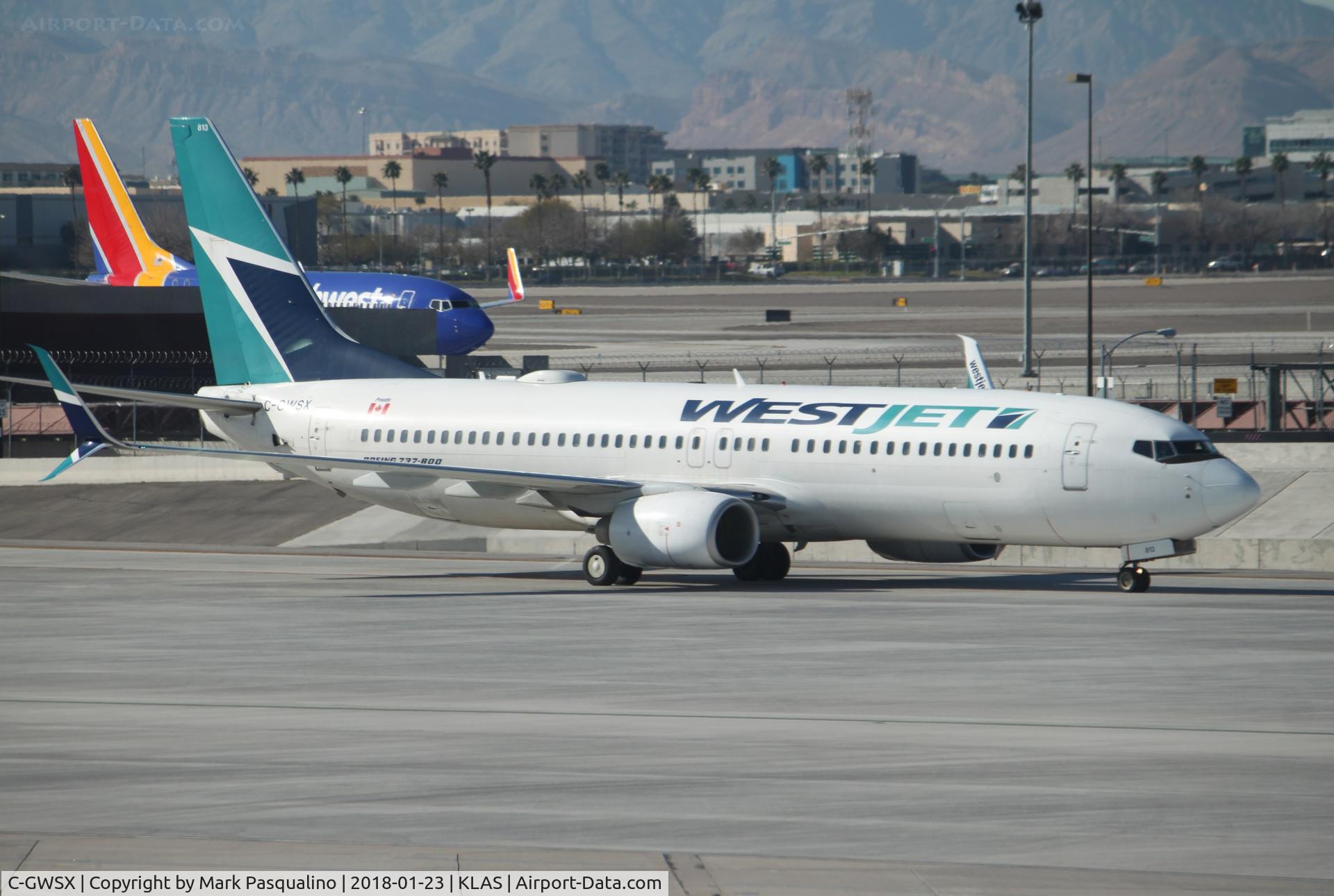 C-GWSX, 2010 Boeing 737-8CT C/N 36696, Boeing 737-800