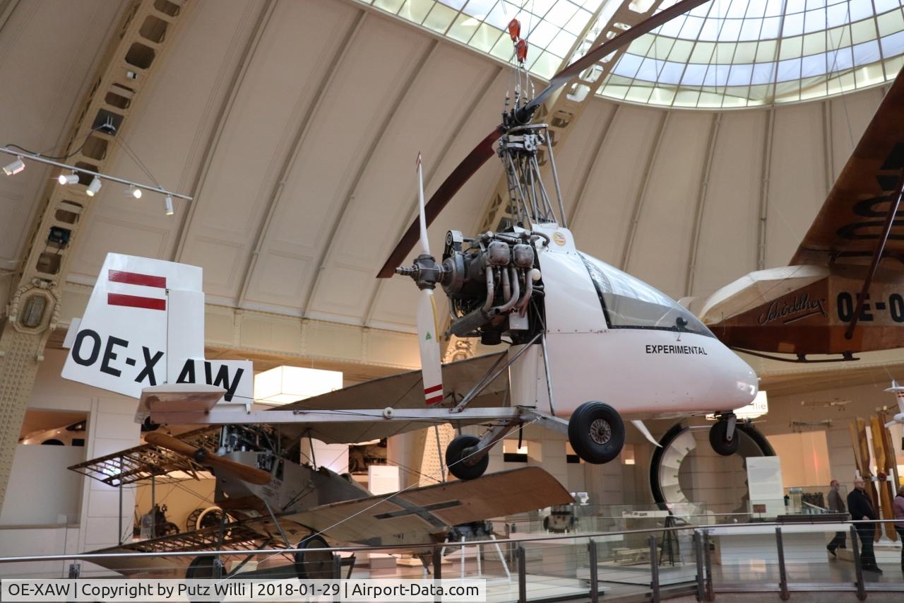 OE-XAW, 1992 Westermayer WE 04 C/N 5, Hängt im Technischen Museum in Wien
