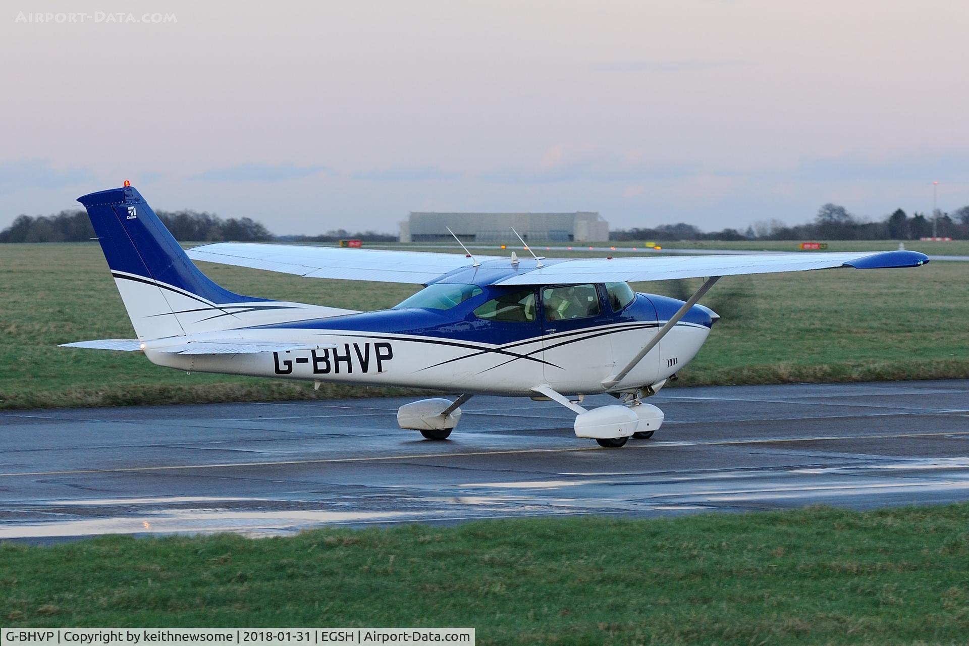 G-BHVP, 1979 Cessna 182Q Skylane C/N 182-67071, Leaving Norwich with later colour scheme.
