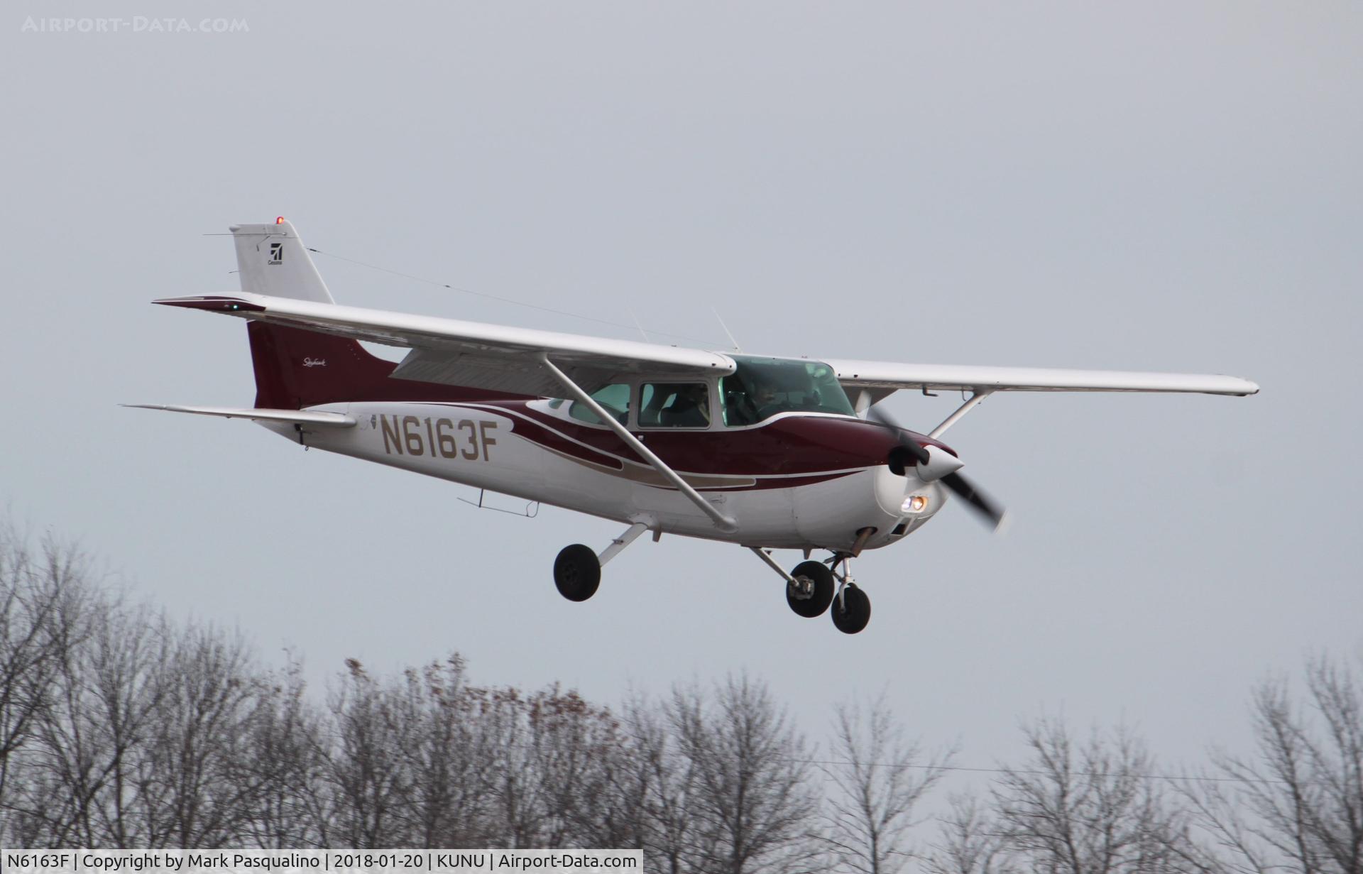 N6163F, 1979 Cessna 172N C/N 17273157, Cessna 172N