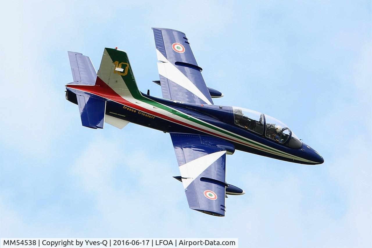 MM54538, Aermacchi MB-339PAN C/N 6759/154/AA070, Italian Air Force Aermacchi MB-339PAN, N°10 of Frecce Tricolori Aerobatic Team 2016, On display, Avord Air Base 702 (LFOA) Open day 2016