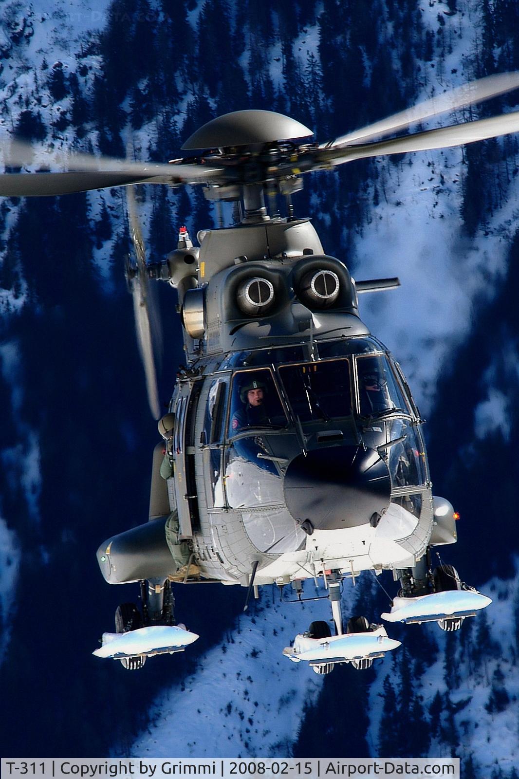 T-311, 1987 Aerospatiale TH89 Super Puma (AS-332M1) C/N 2216, Eye to eye with T-311 in the Lötschental valley