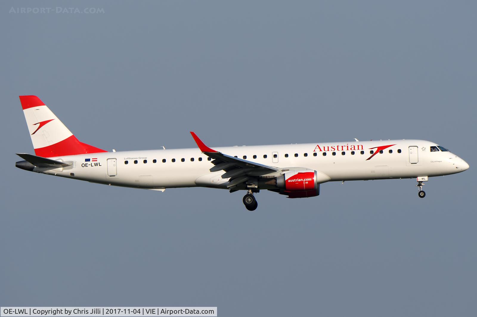 OE-LWL, 2012 Embraer 195LR (ERJ-190-200LR) C/N 19000532, Austrian Airlines