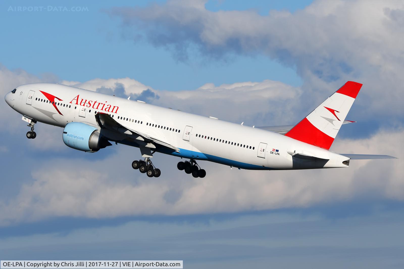 OE-LPA, 1997 Boeing 777-2Z9/ER C/N 28698, Austrian Airlines