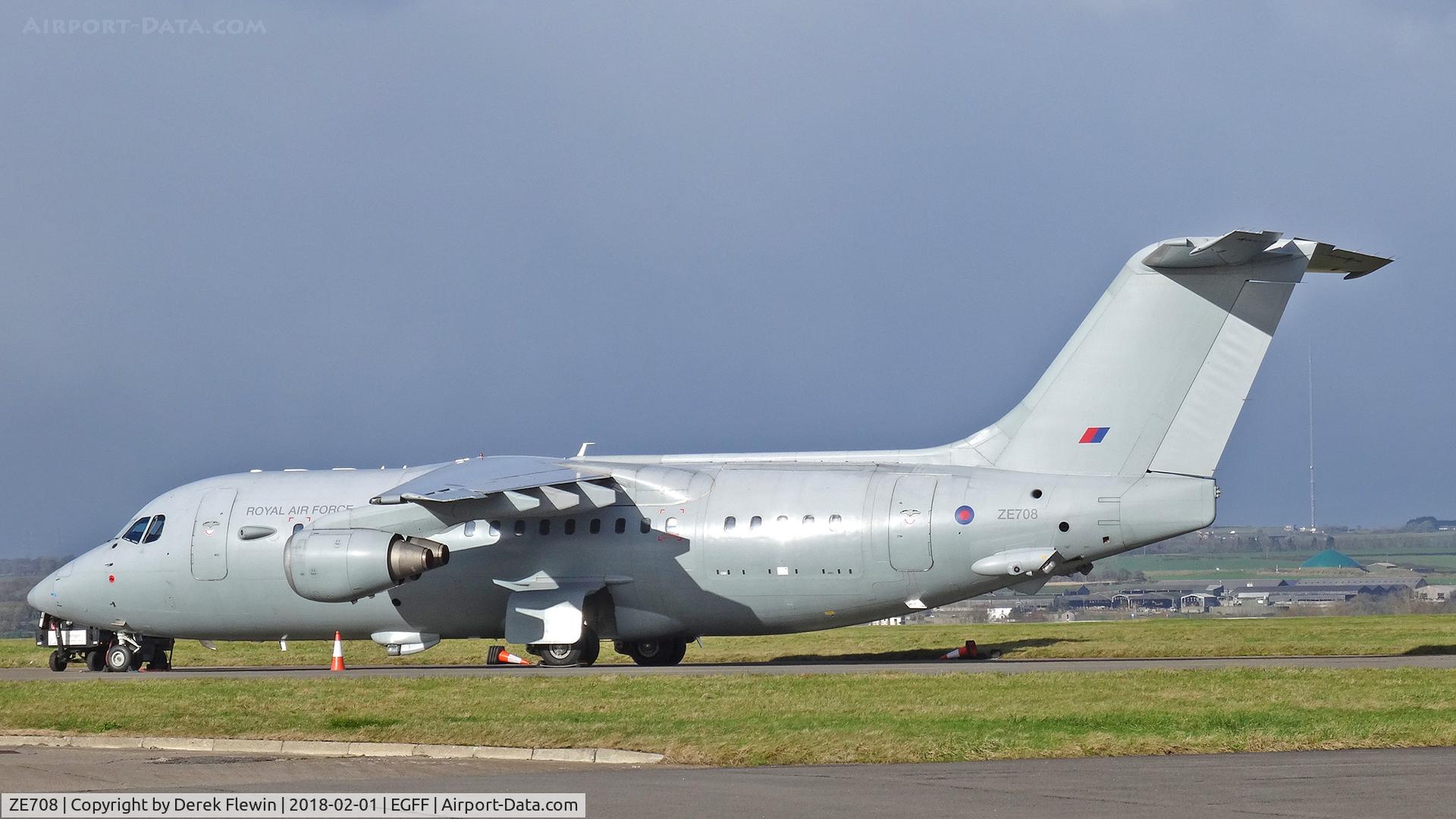 ZE708, 1993 British Aerospace BAe.146-200QC C.3 Quick Change C/N E2211, Aerospace BAe.146-200QC, callsign Kittyhawk 59, RAF Northolt, based, seen parked up.