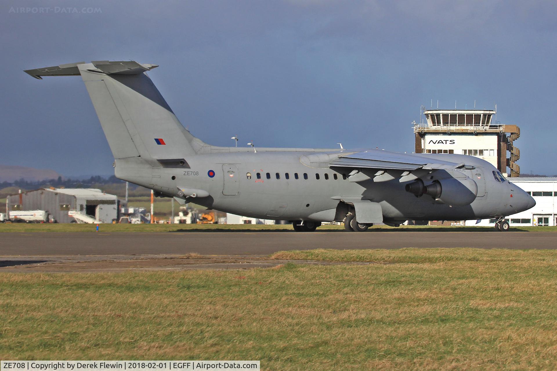 ZE708, 1993 British Aerospace BAe.146-200QC C.3 Quick Change C/N E2211, Aerospace BAe.146-200QC, callsign Kittyhawk 59, RAF Northolt, based, seen taxxing out.