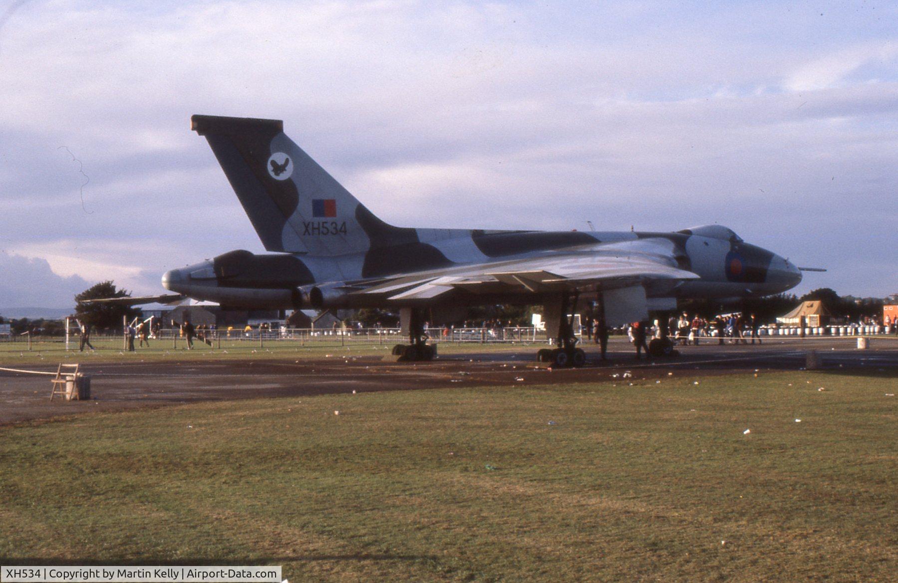 XH534, 1966 Avro Vulcan B.2 C/N Set 2, RAF St Athen
