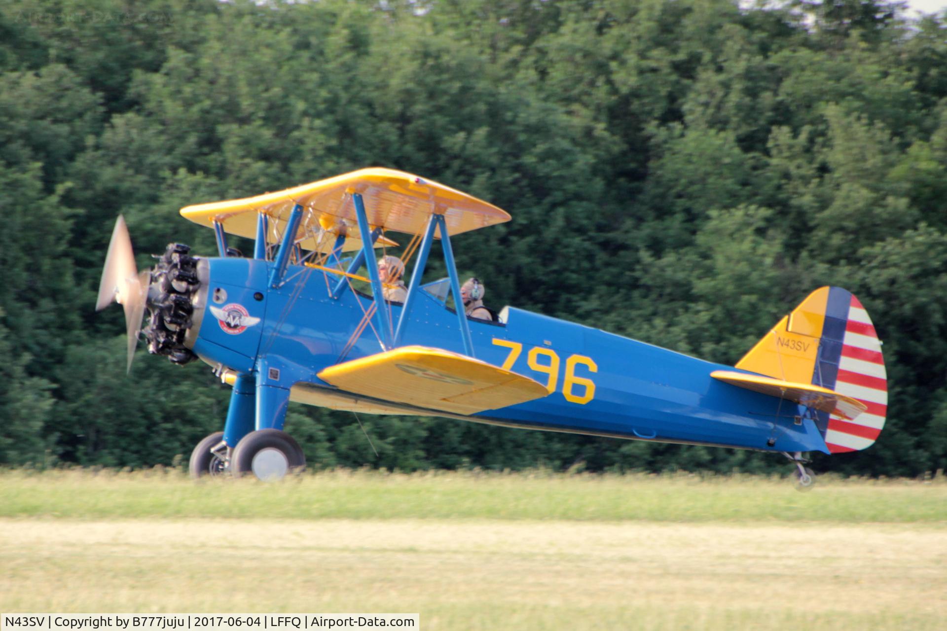 N43SV, 1945 Boeing E75 C/N 75-5541, new peint