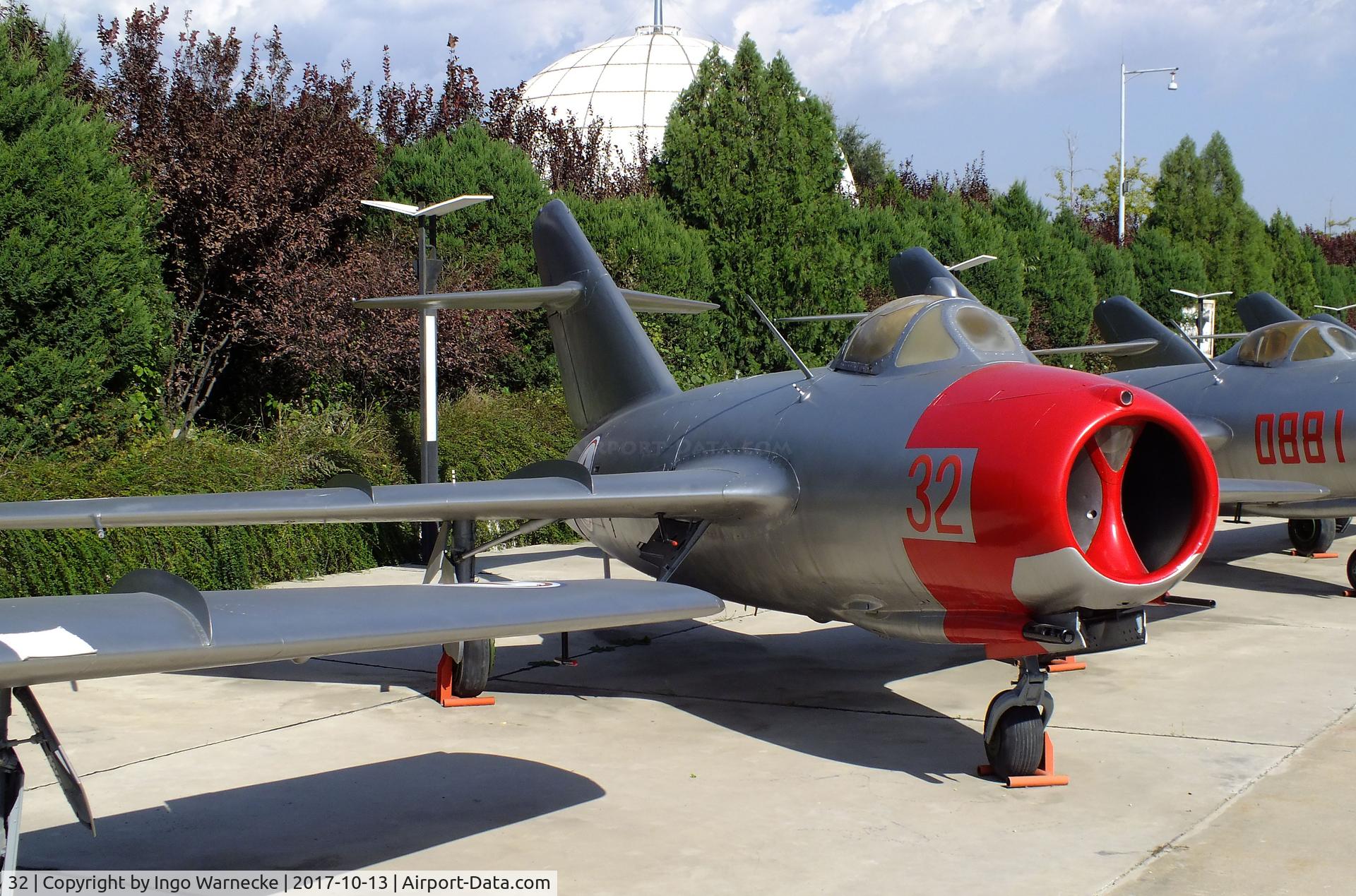 32, Mikoyan-Gurevich MiG-15bis C/N Not found 32, Mikoyan i Gurevich MiG-15bis FAGOT at the China Air Museum Datangshan