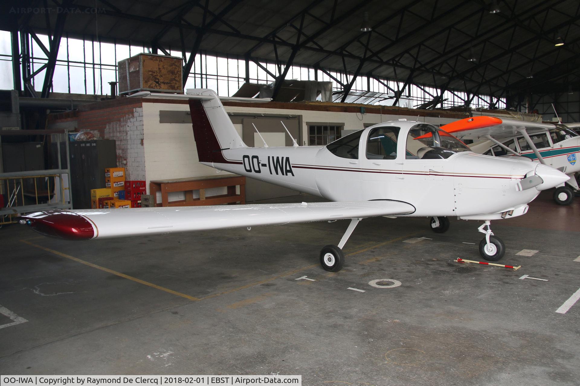 OO-IWA, 1978 Piper PA-38-112 Tomahawk Tomahawk C/N 38-78A0304, With new paint scheme at Brustem.