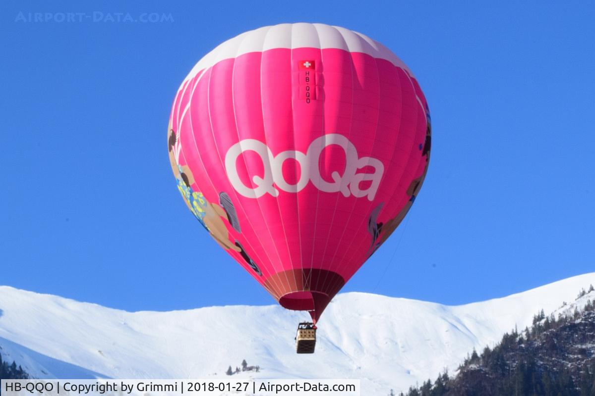 HB-QQO, 2016 UltraMagic N-300 C/N 300/61, Colorful participant on 40th Festival International de Ballons in Château d'Oex