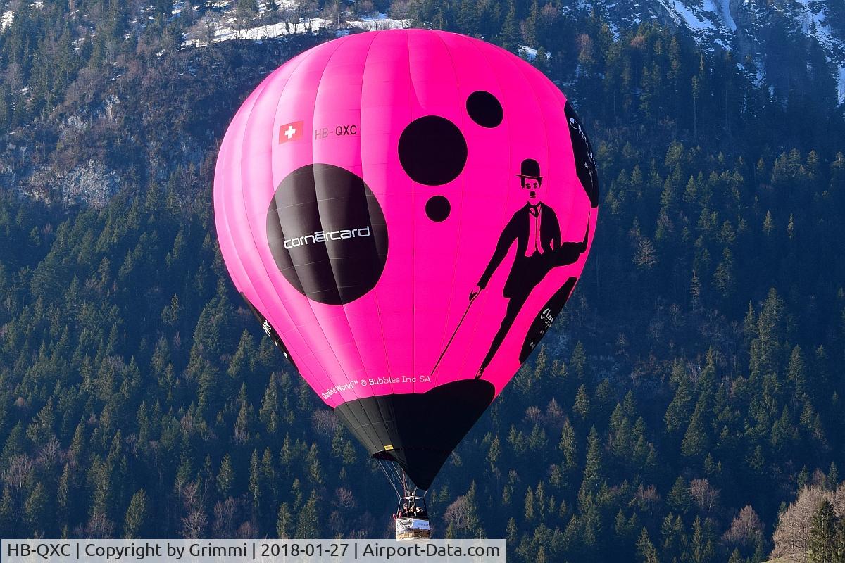 HB-QXC, 2017 UltraMagic M-120 C/N BH120/94, One of the themes of 40th Festival International de Ballons in Château-d'Oex was Charlie Chaplin, the worldwide known actor lived in Vevey nearby