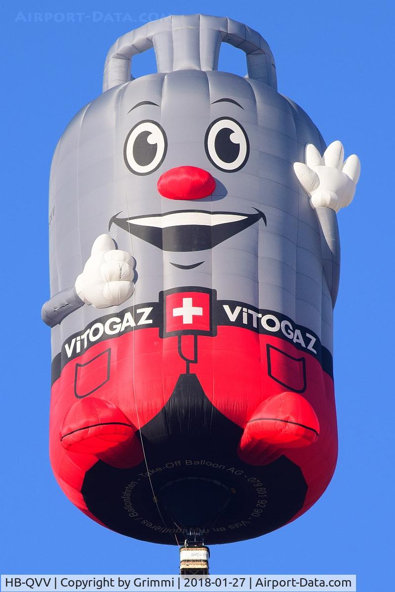 HB-QVV, 2017 UltraMagic F-21 CEPSA C/N F21/004, Funny and brand new special shaped balloon at 40th Festival International de Ballons in Château d'Oex