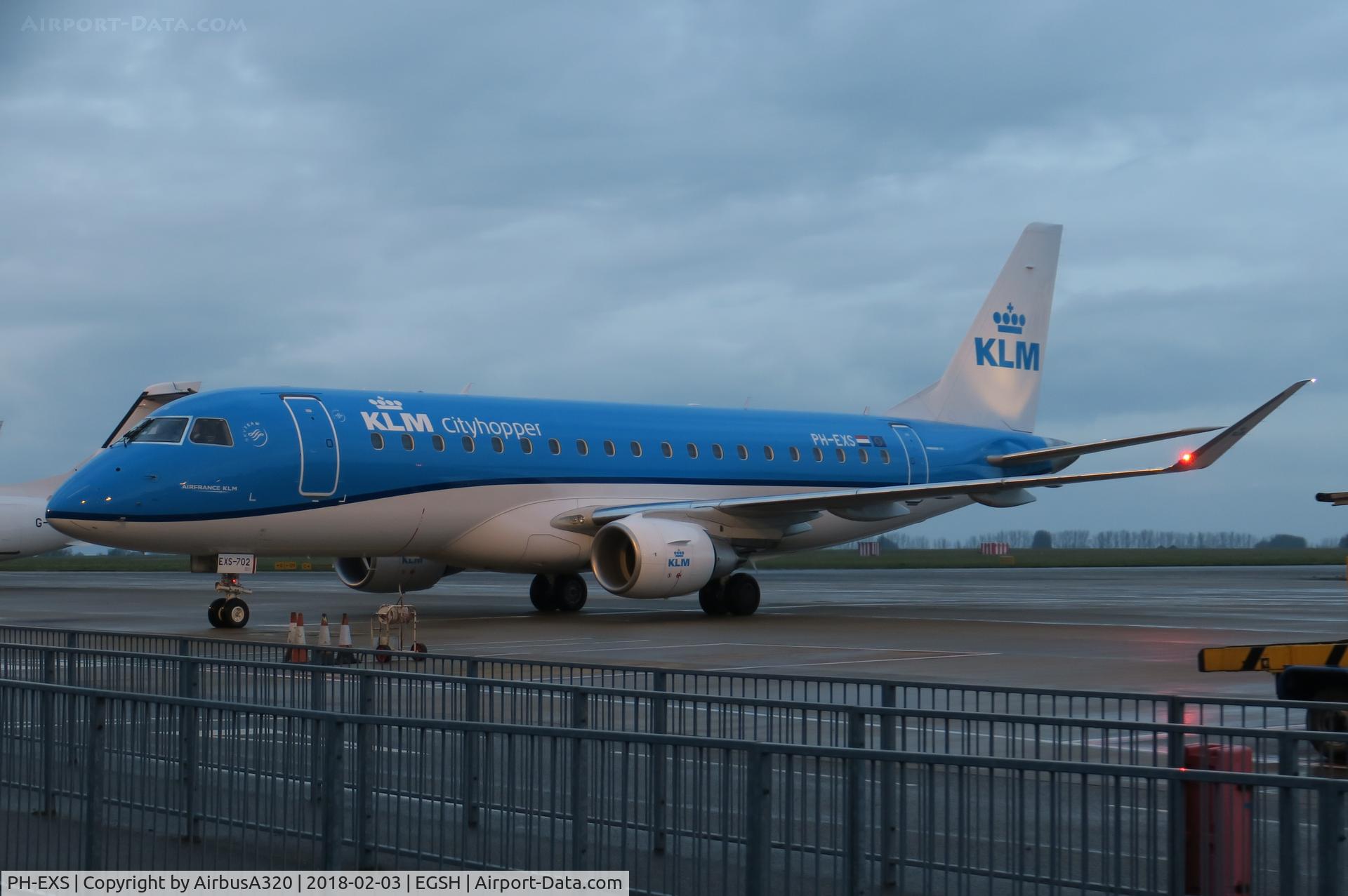 PH-EXS, 2017 Embraer 175STD (ERJ-170-200STD) C/N 17000702, Arriving on stand for the last flight of the day from Amsterdam