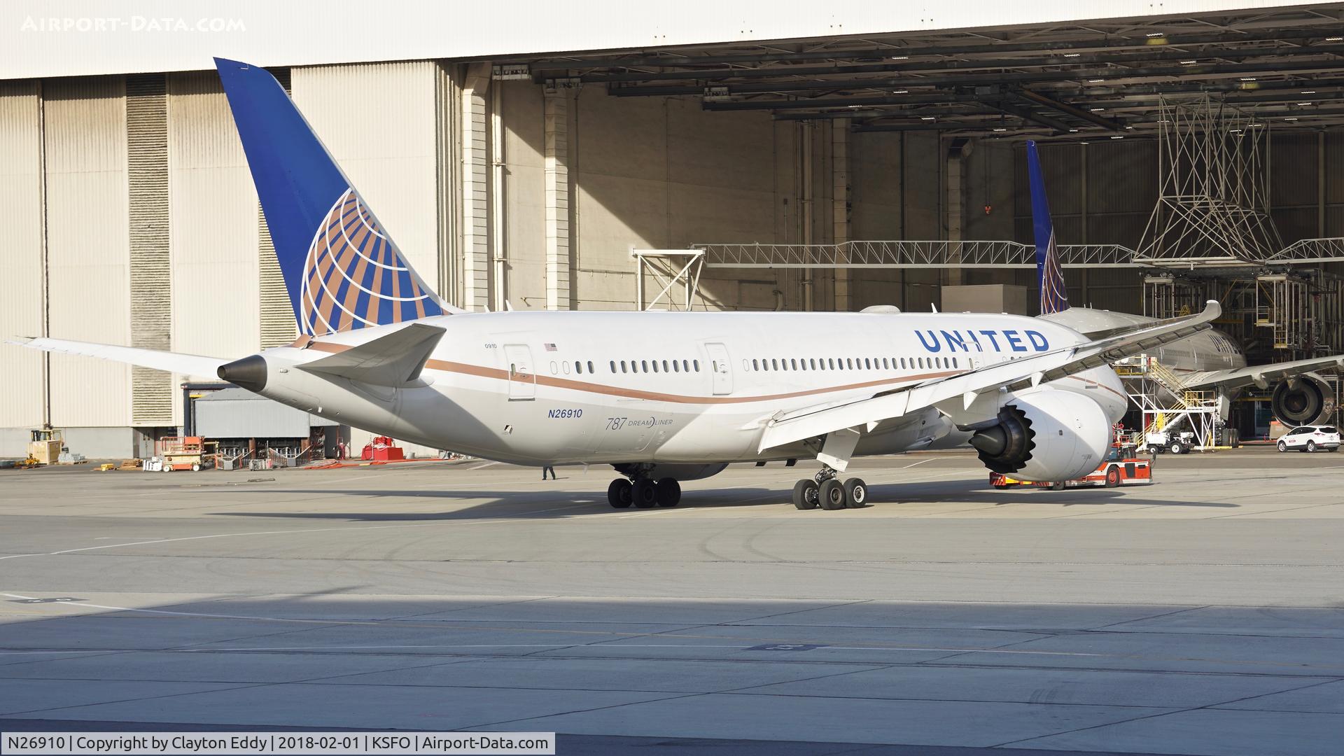 N26910, 2014 Boeing 787-8 Dreamliner C/N 34826, SFO 2018.