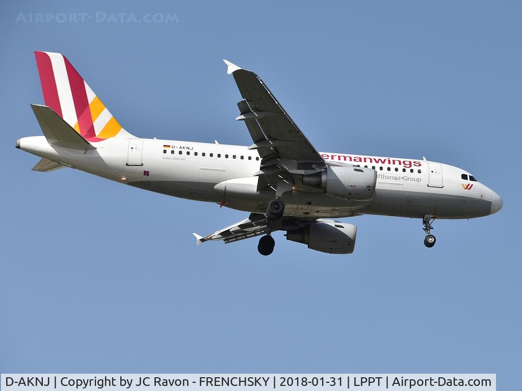 D-AKNJ, 2000 Airbus A319-112 C/N 1172, Germanwings landing runway 03