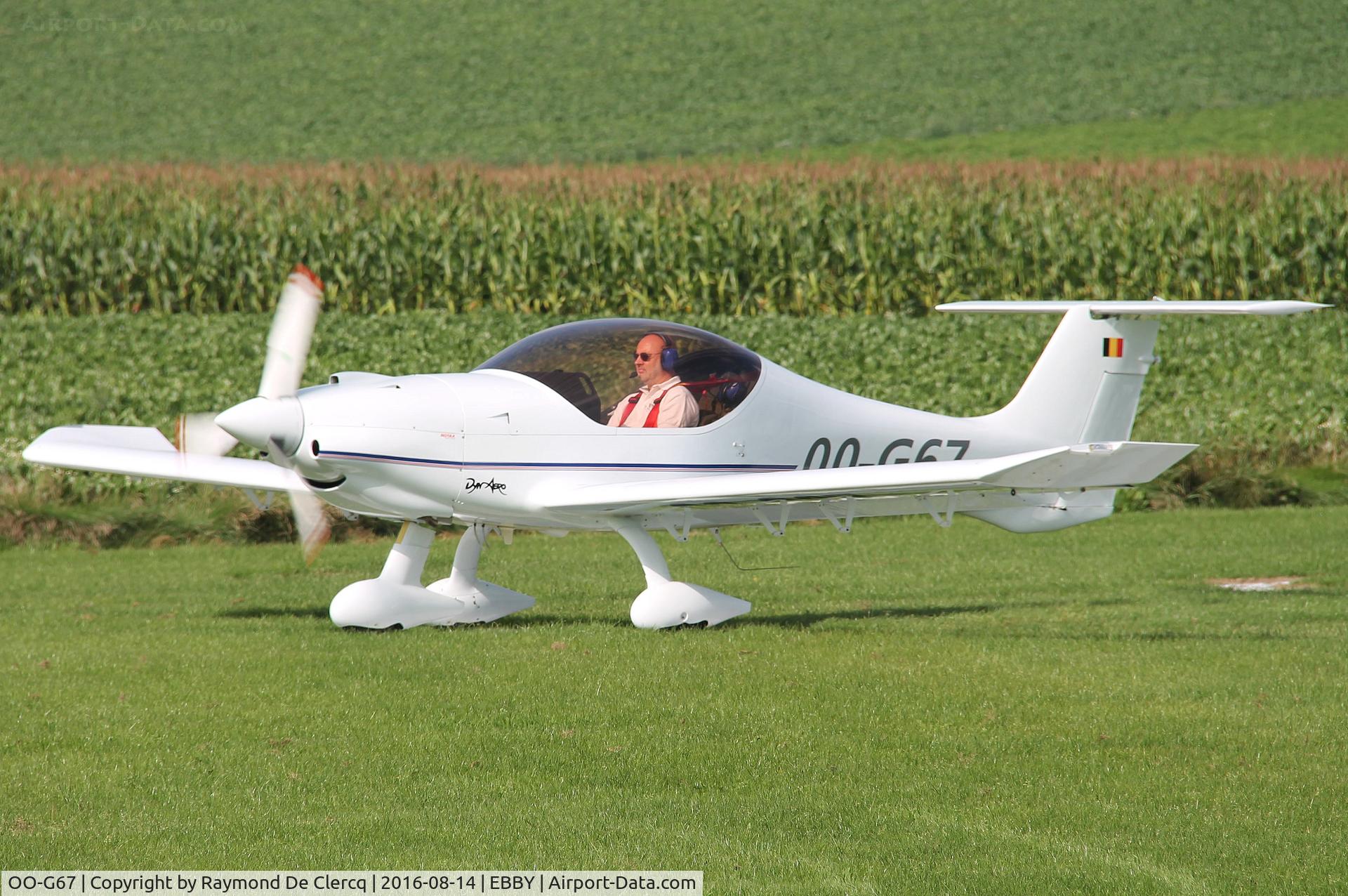 OO-G67, 2004 Dyn'Aero MCR UL C/N 290, Ready for take off.