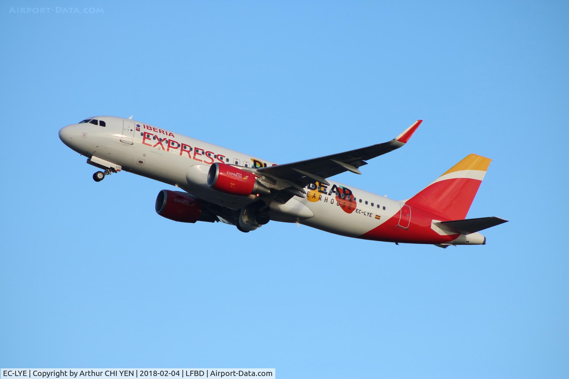 EC-LYE, 2013 Airbus A320-216 C/N 5729, Airbus A320 Iberia Express with 