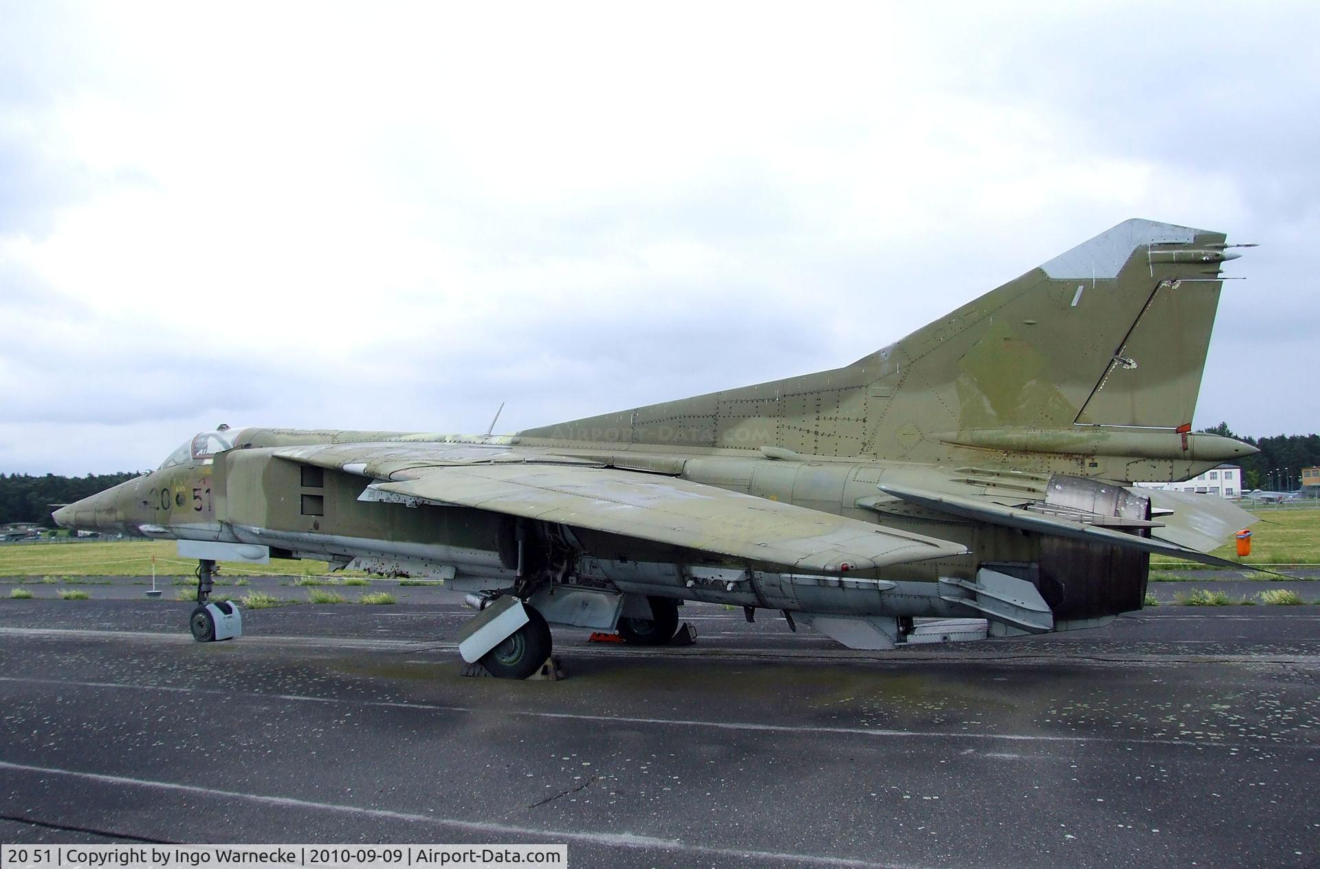 20 51, 1980 Mikoyan-Gurevich MiG-23BN C/N 0393214225, Mikoyan i Gurevich MiG-23BN FLOGGER-H at the Luftwaffenmuseum, Berlin-Gatow