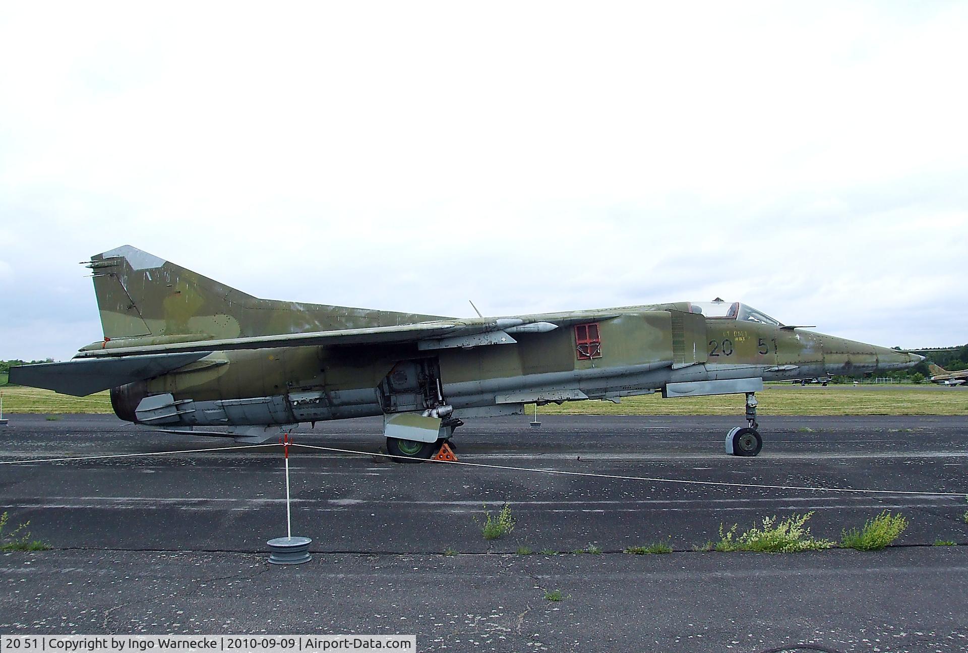 20 51, 1980 Mikoyan-Gurevich MiG-23BN C/N 0393214225, Mikoyan i Gurevich MiG-23BN FLOGGER-H at the Luftwaffenmuseum, Berlin-Gatow