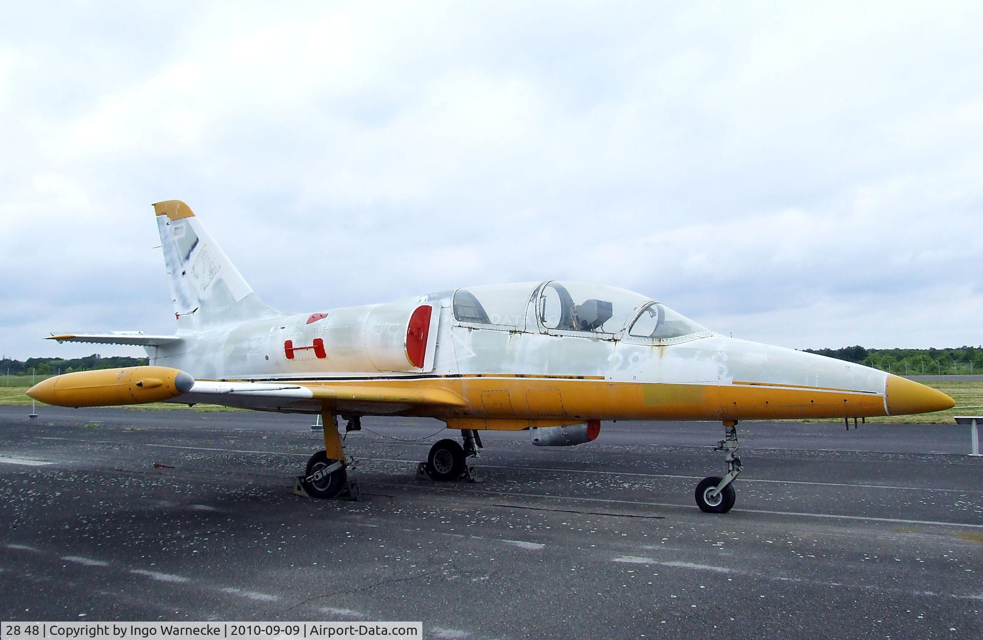 28 48, Aero L-39V Albatros Albatros C/N 630705, Aero L-39V Albatros single seat target-towing plane at the Luftwaffenmuseum, Berlin-Gatow