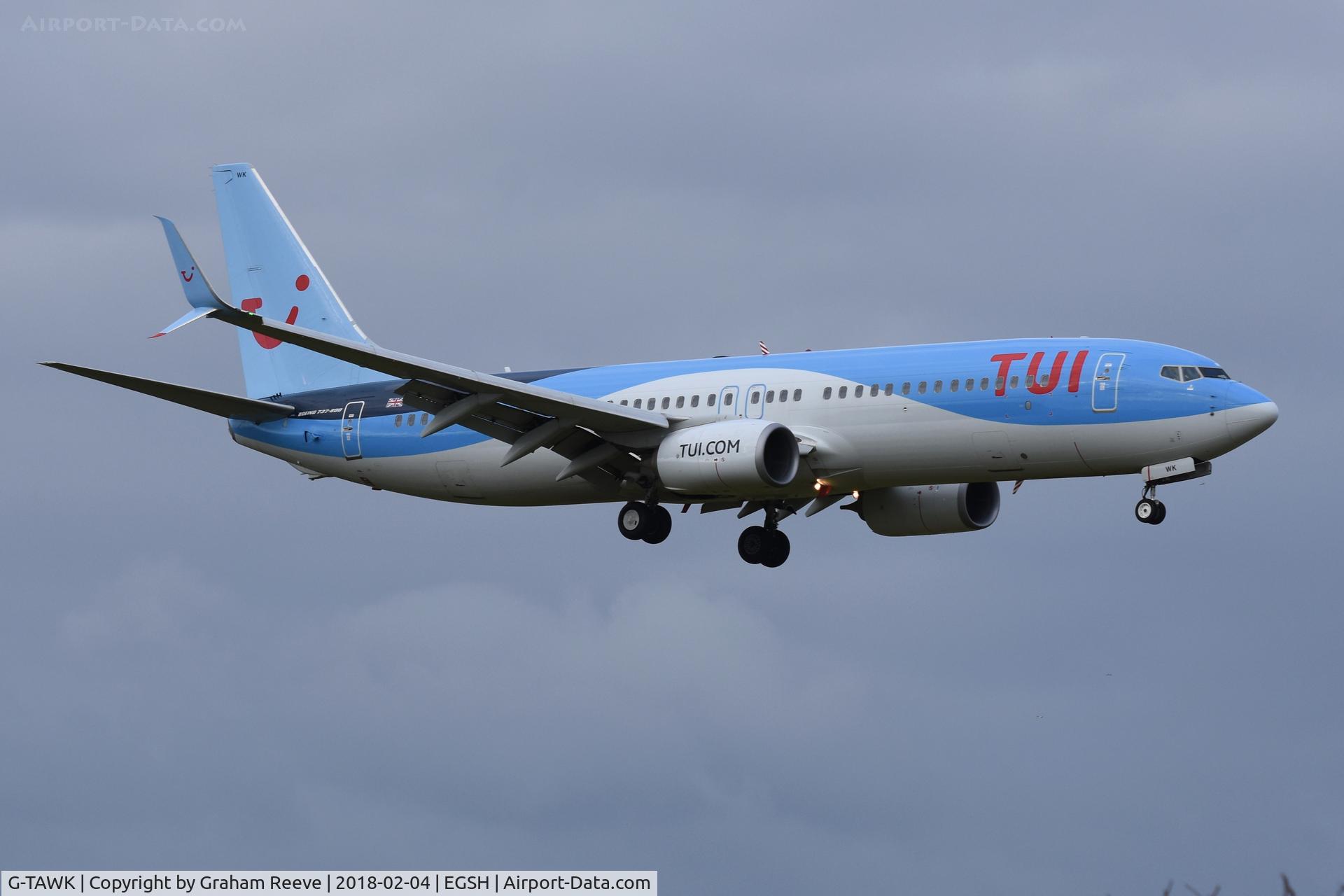 G-TAWK, 2012 Boeing 737-8K5 C/N 37239, Landing at Norwich.