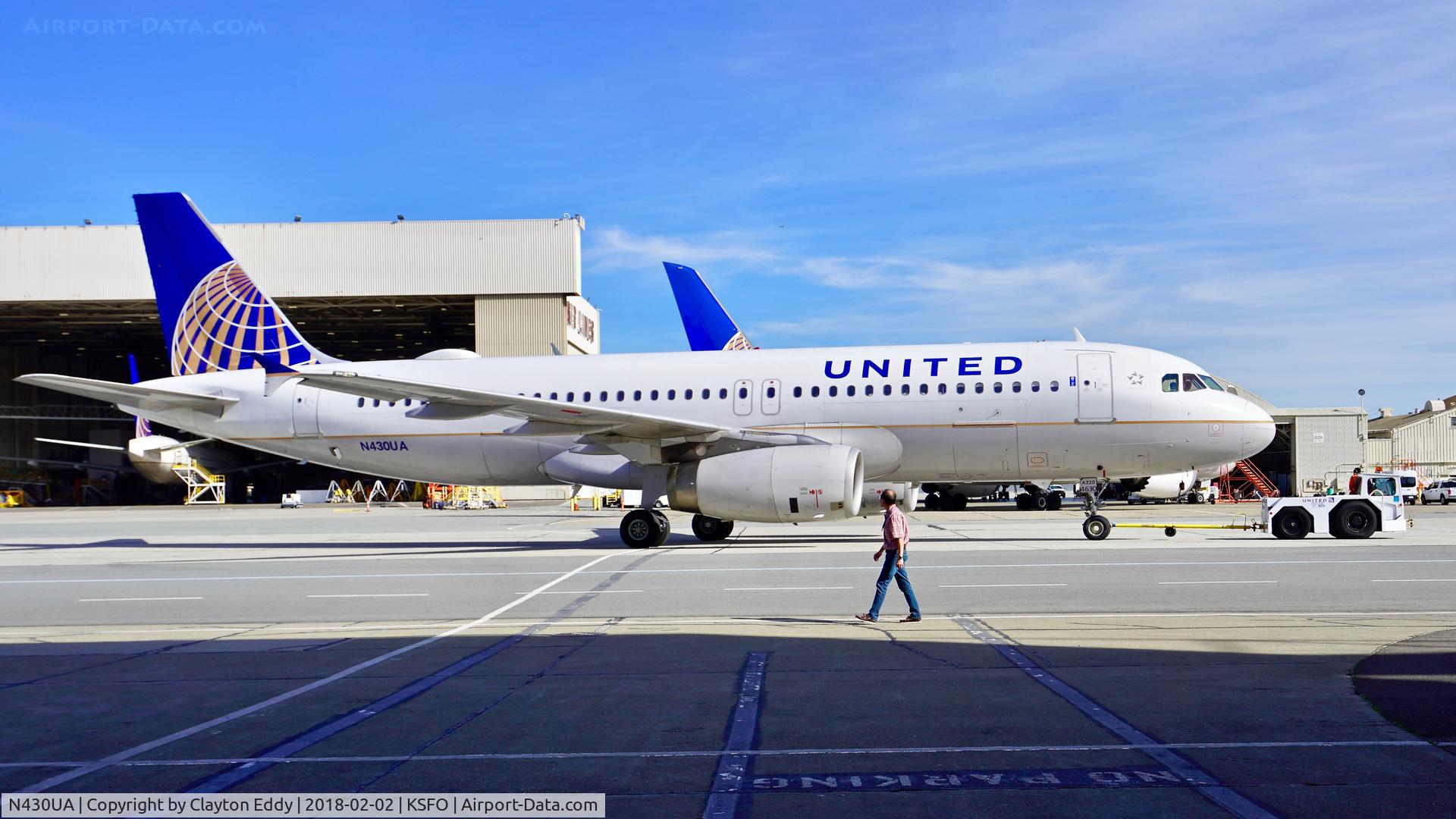N430UA, 1996 Airbus A320-232 C/N 568, SFO 2018.