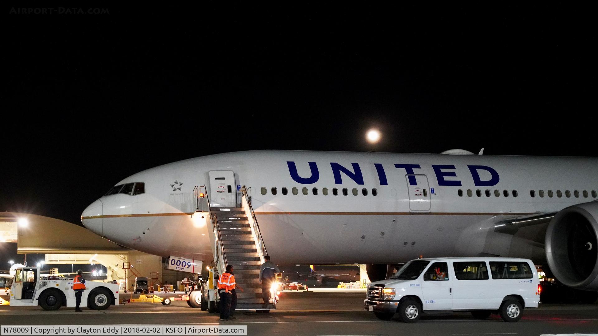 N78009, 1999 Boeing 777-224 C/N 29479, SFO 2018.