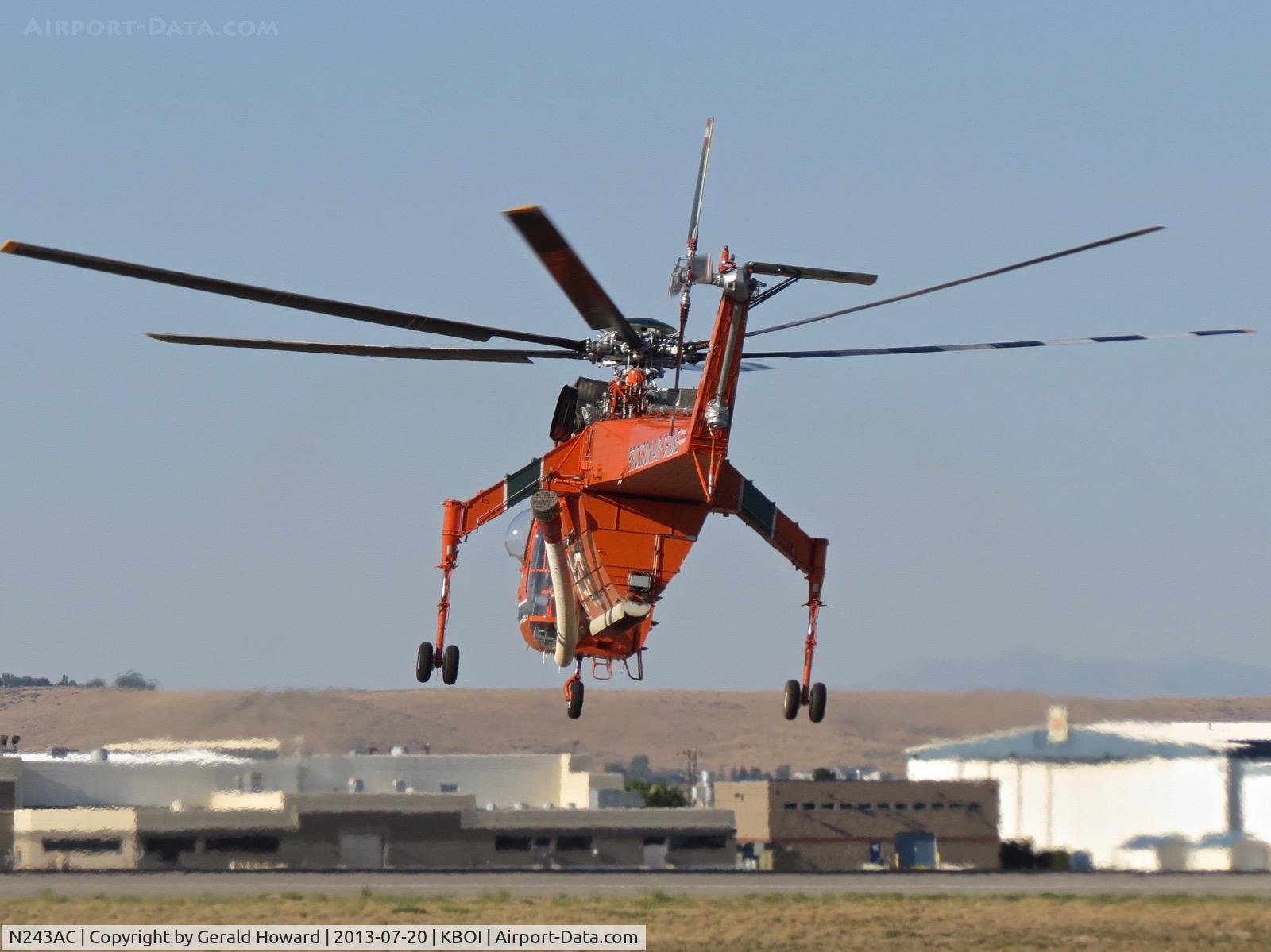 N243AC, Erickson S64E Skycrane C/N 64022, Take off from north GA ramp.