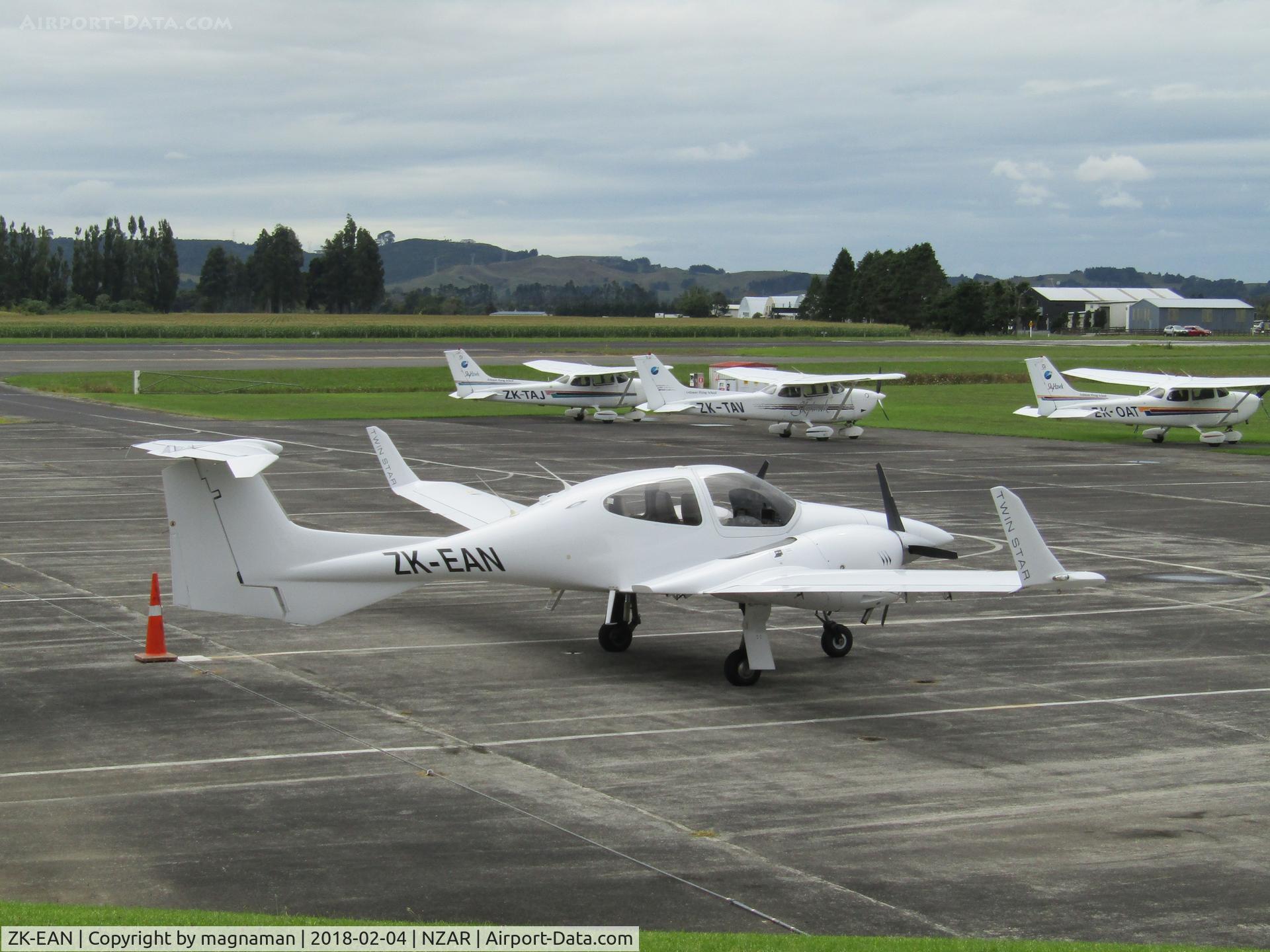 ZK-EAN, Diamond DA-42 Twin Star C/N 42.AC072, at last no cover on canopy!