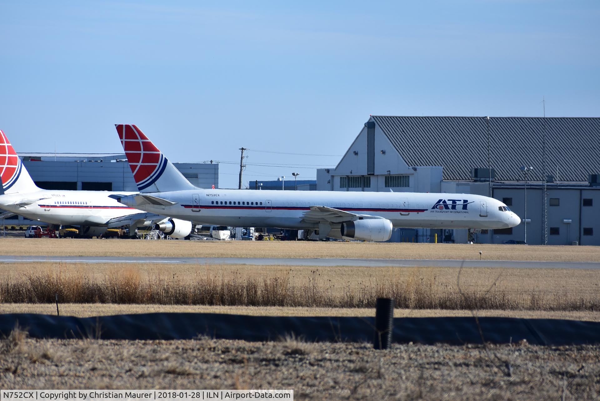 N752CX, 1989 Boeing 757-2G5 C/N 24451, Boeing 757-200 Combi