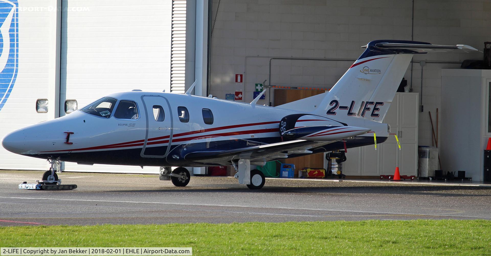 2-LIFE, 2007 Eclipse Aviation Corp EA500 C/N 000023, Lelystad Airport in front of its hangar