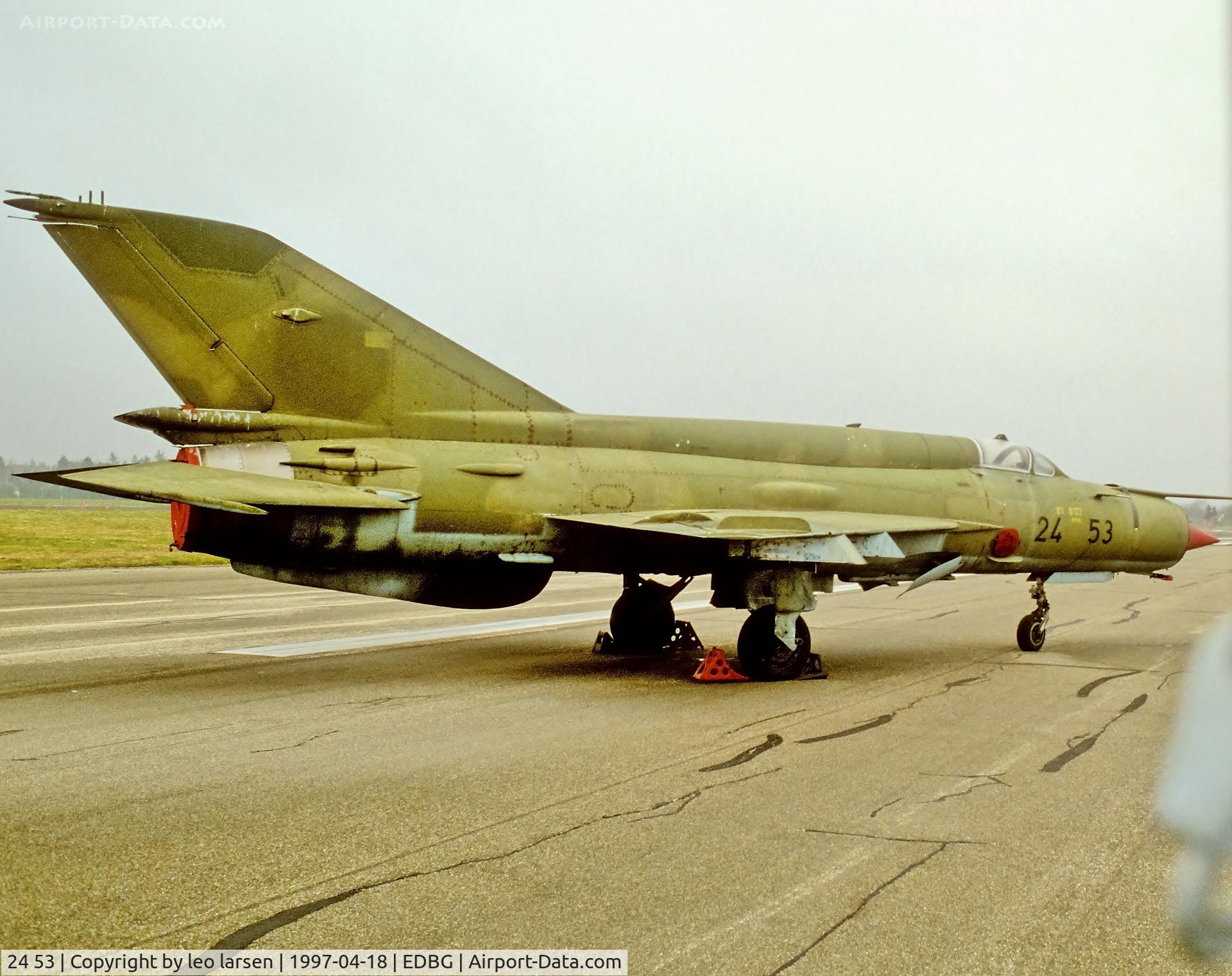 24 53, Mikoyan-Gurevich MiG-21Bis SAU C/N N75035841, Gatow Museum 18.4.1997