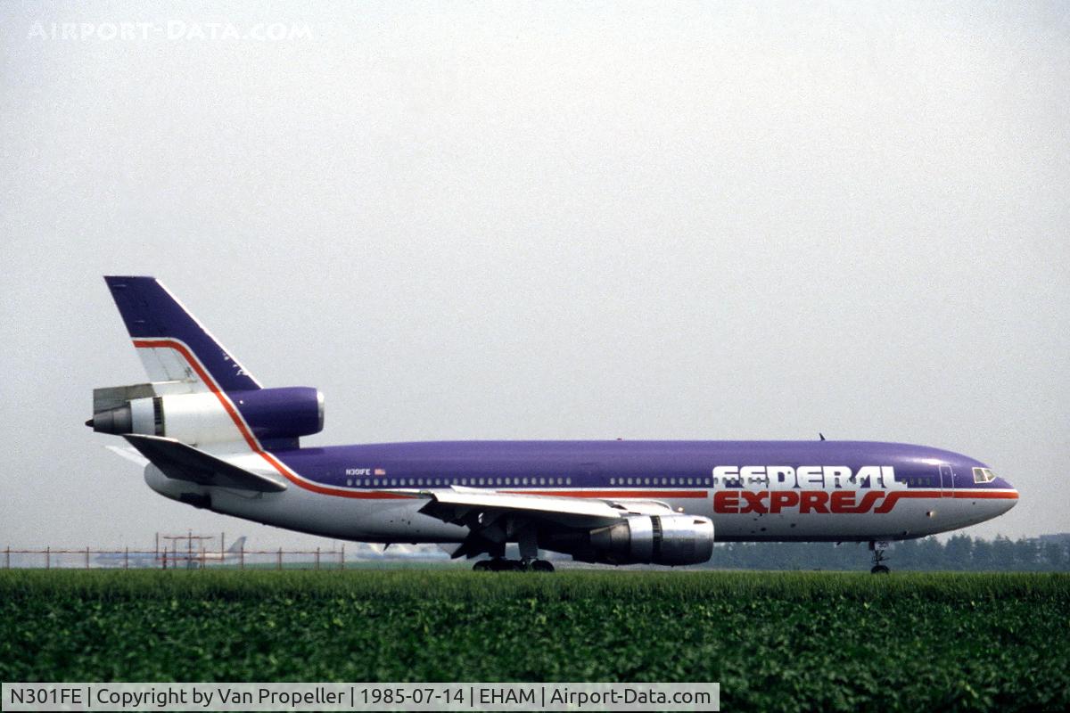 N301FE, 1973 McDonnell Douglas MD-10-30F C/N 46800, Federal Express DC-10-30CF landing at Schiphol airport, the Netherlands, 1985