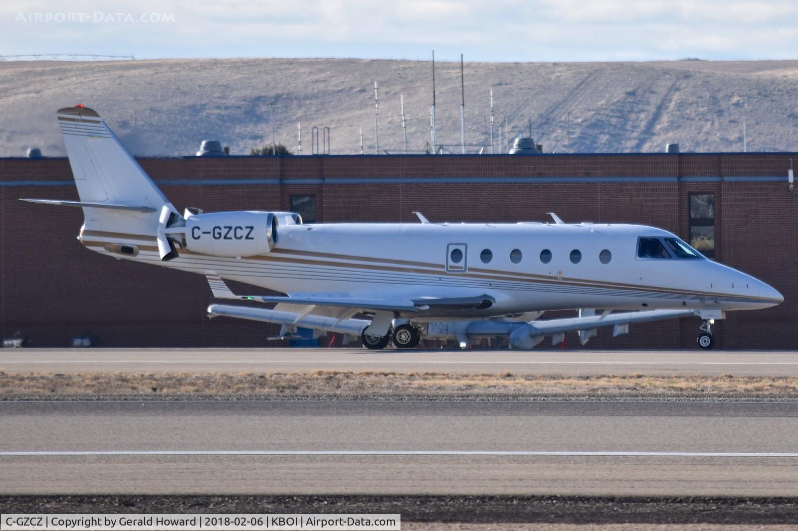 C-GZCZ, 2008 Israel Aerospace Industries Gulfstream G150 C/N 273, Landing roll out on RWY 28L.