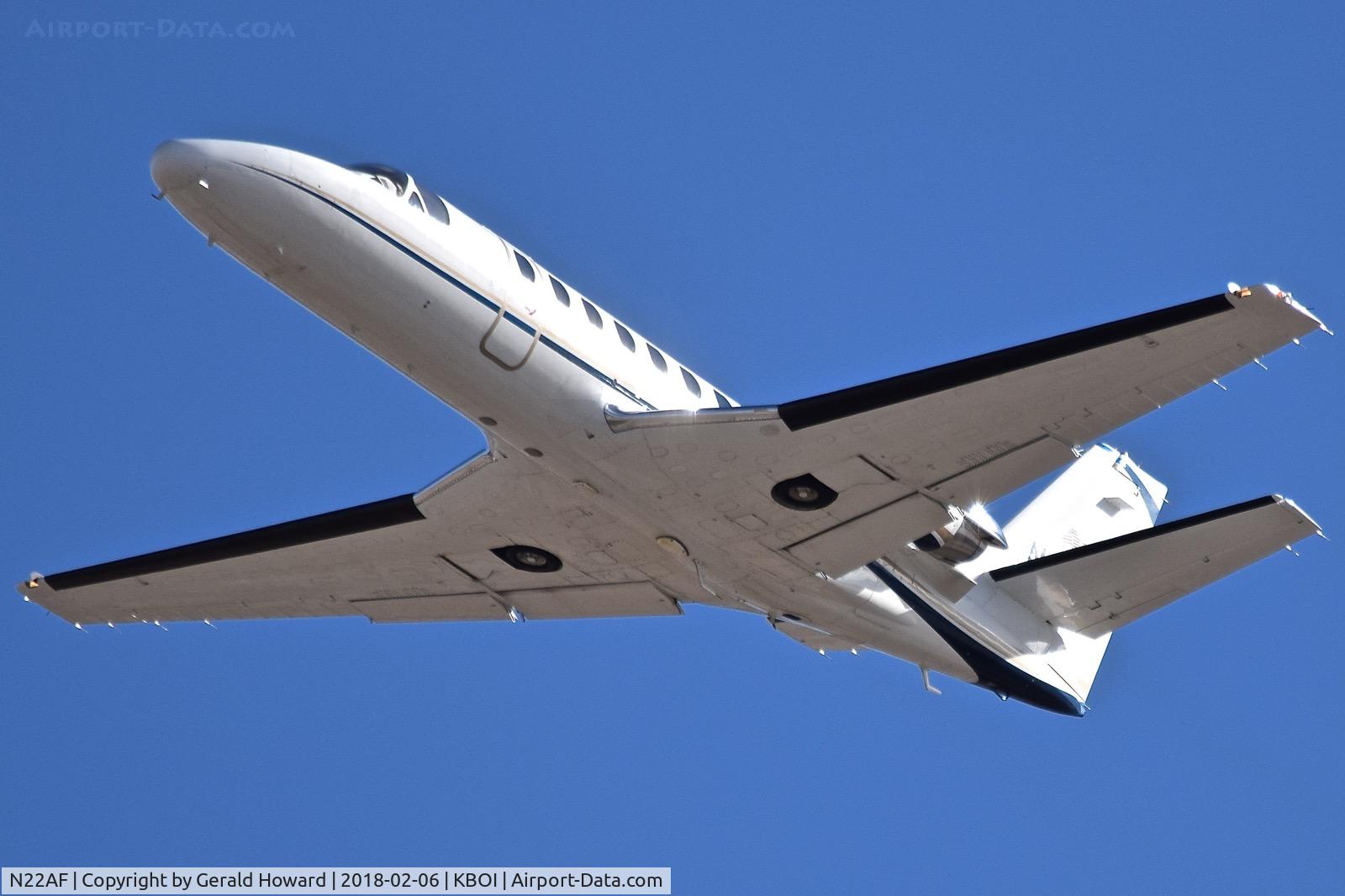 N22AF, 1991 Cessna 560 C/N 560-0129, Departing RWY 28L.
