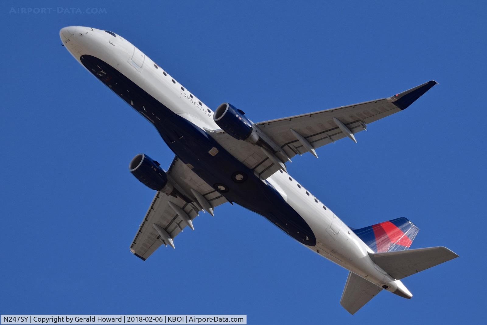 N247SY, 2016 Embraer 175LR (ERJ-170-200LR) C/N 17000608, Climb out from RWY 28L.