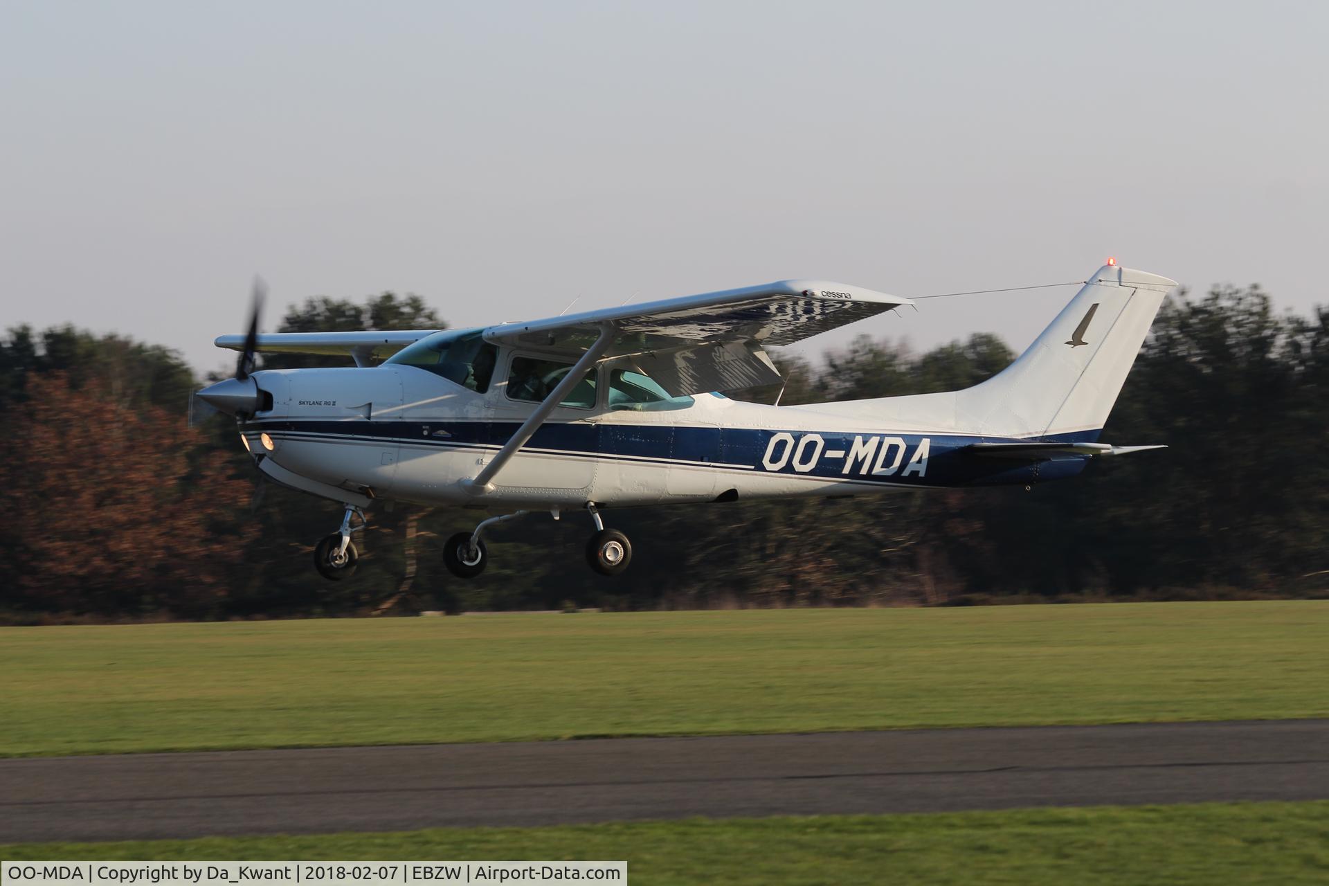 OO-MDA, Cessna R182 Skylane RG C/N R18201057, Owner De Boer
Based at EBZW