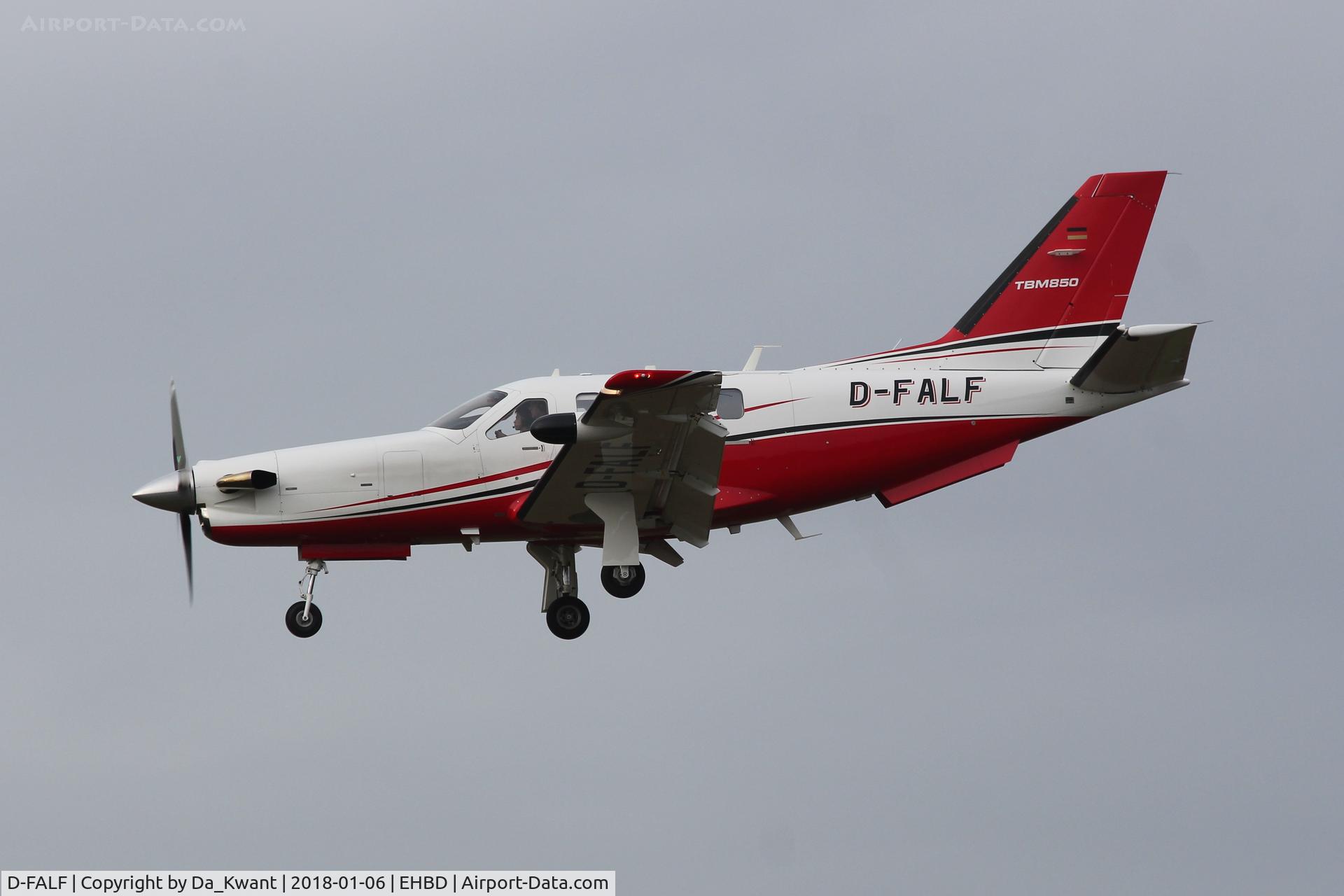 D-FALF, 1999 Socata TBM700B C/N 157, Visitor at Budel