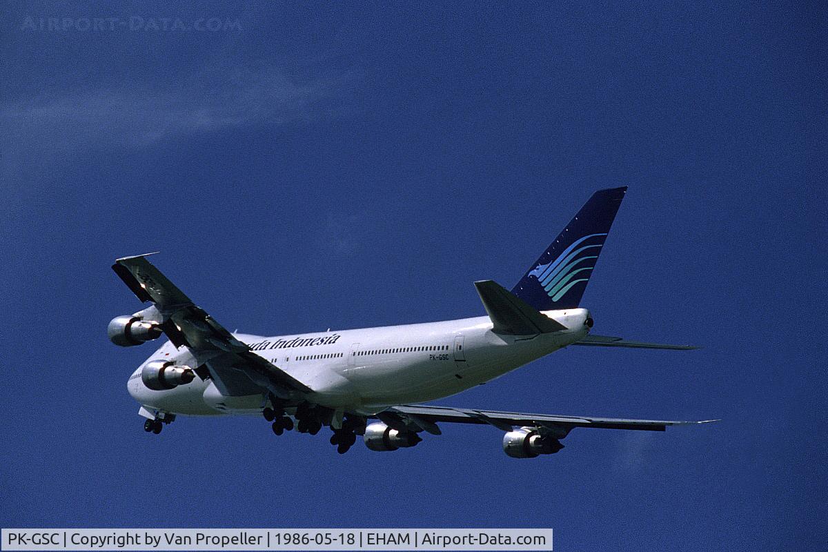 PK-GSC, 1980 Boeing 747-2U3B C/N 22248, Garuda Indonesian Boeing 747-2U3B taking off from Schiphol airport, the Netherlands, 1986