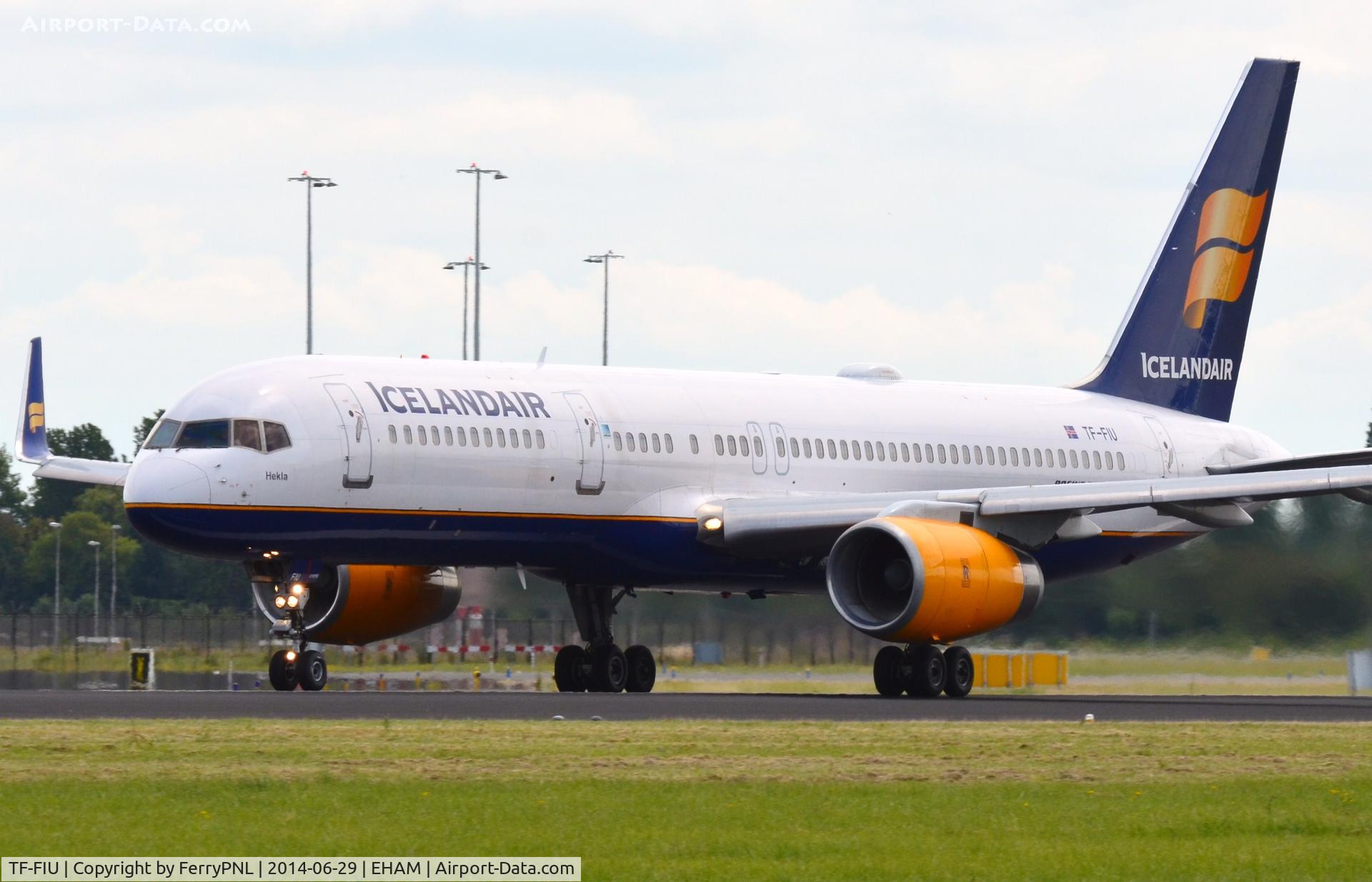 TF-FIU, 1994 Boeing 757-256 C/N 26243, Departing Icelandair B752