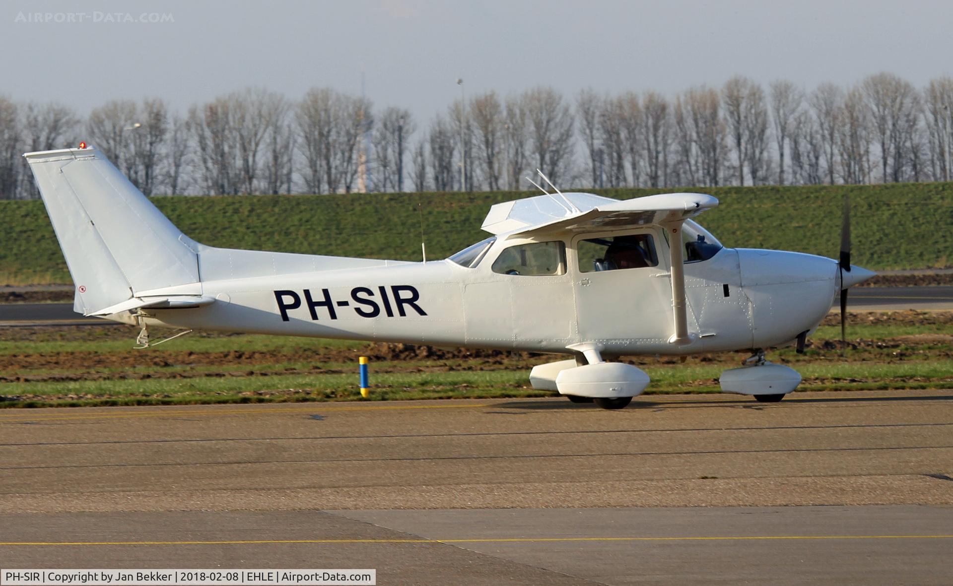 PH-SIR, Reims F172M Skyhawk C/N 1263, Lelystad Airport