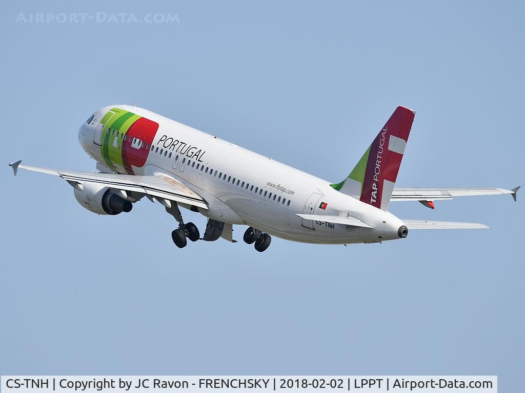 CS-TNH, 1999 Airbus A320-214 C/N 0960, Almada Negreiros